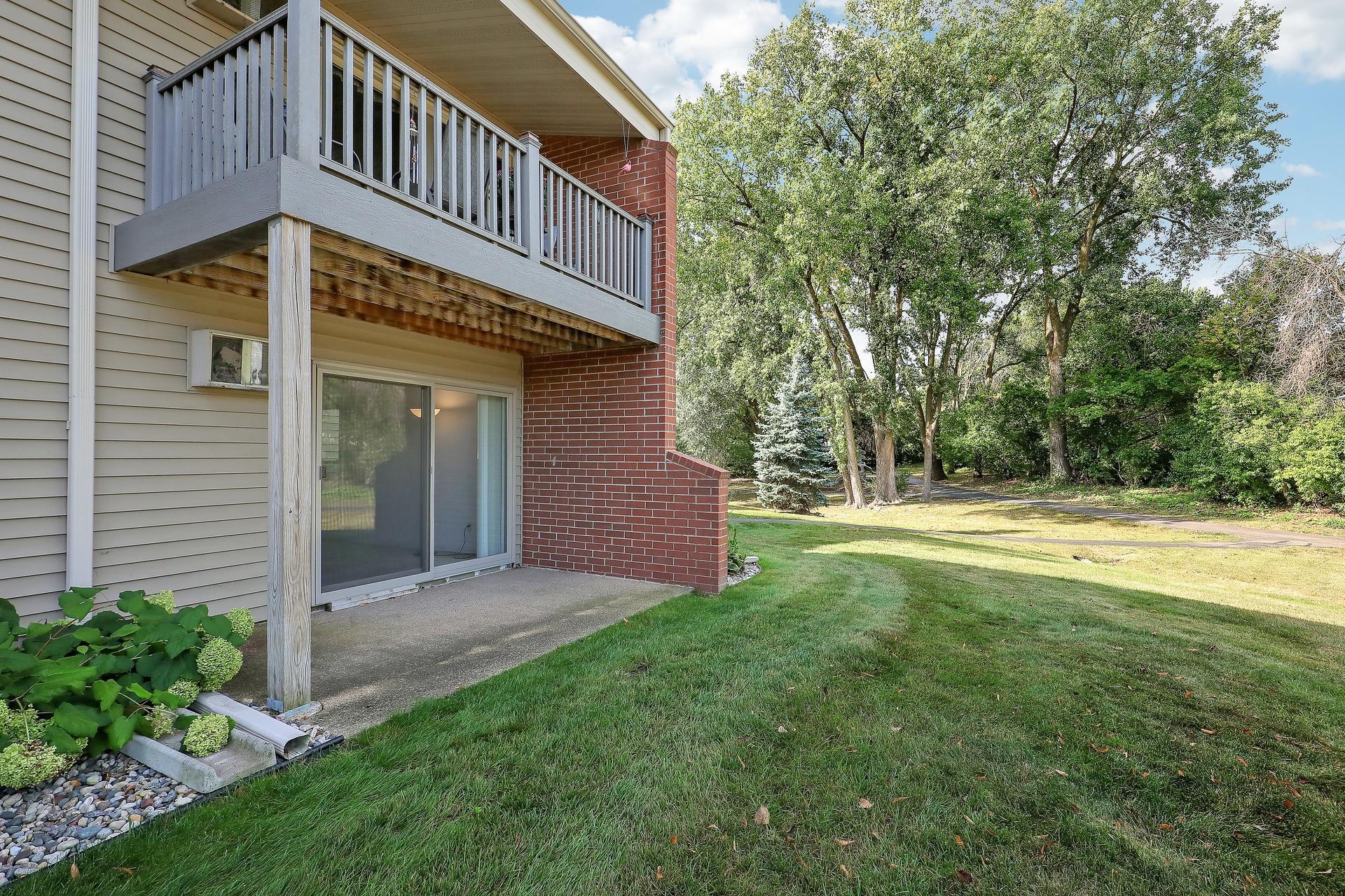 View of Residential at 110263 Village Road, Chaska MN 55318, Chaska (25 of 35) - Mike Wilen | Minnesota Team Real Estate