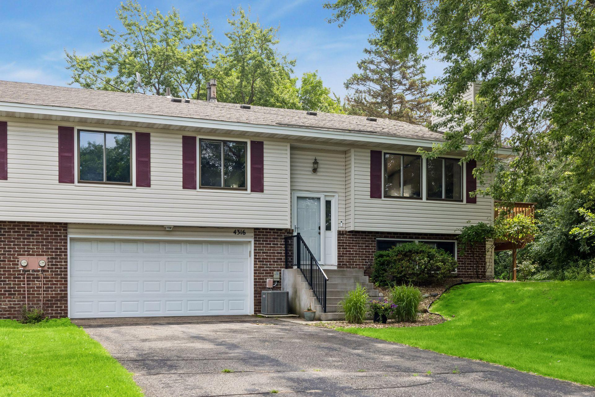 View of Residential at 4316 Thornhill Lane, Vadnais Heights MN 55127, Vadnais Heights - Mike Wilen | Minnesota Team Real Estate