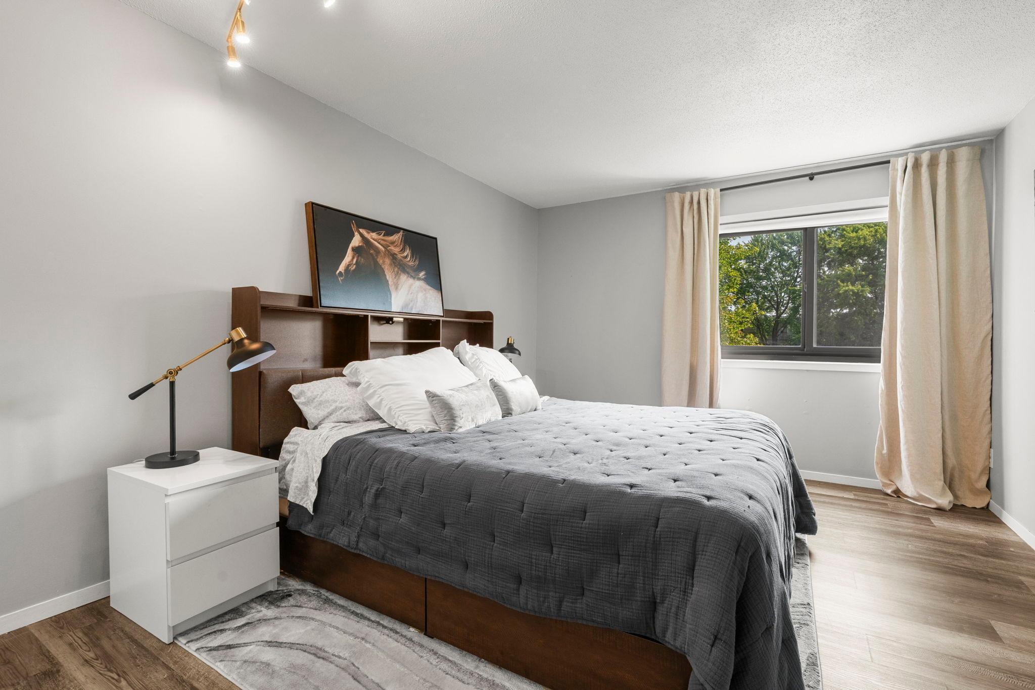 View of Residential at 4120 Parklawn Avenue #231, Edina MN 55435, Edina (30 of 46) - Mike Wilen | Minnesota Team Real Estate