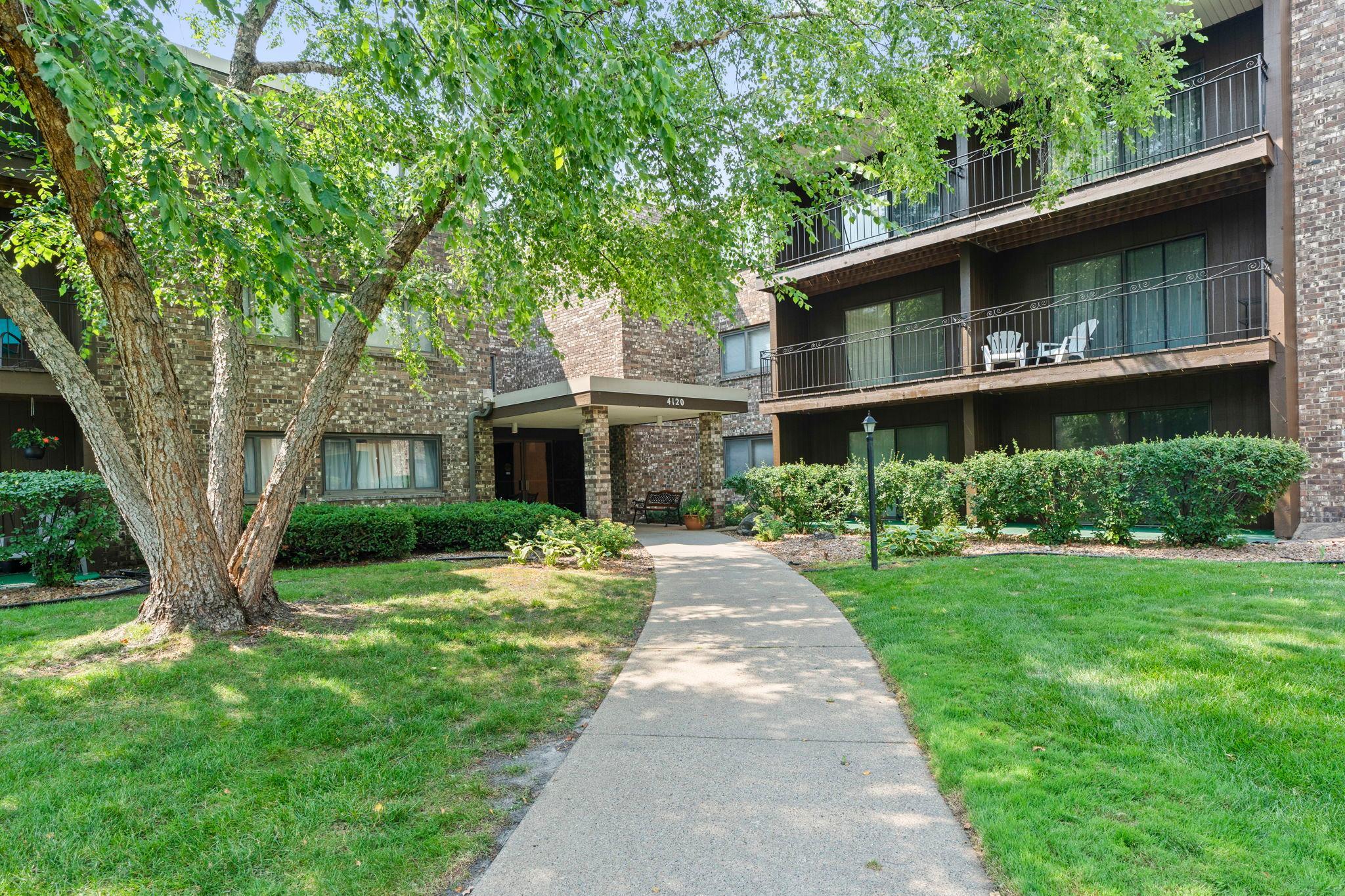 View of Residential at 4120 Parklawn Avenue #231, Edina MN 55435, Edina (6 of 46) - Mike Wilen | Minnesota Team Real Estate
