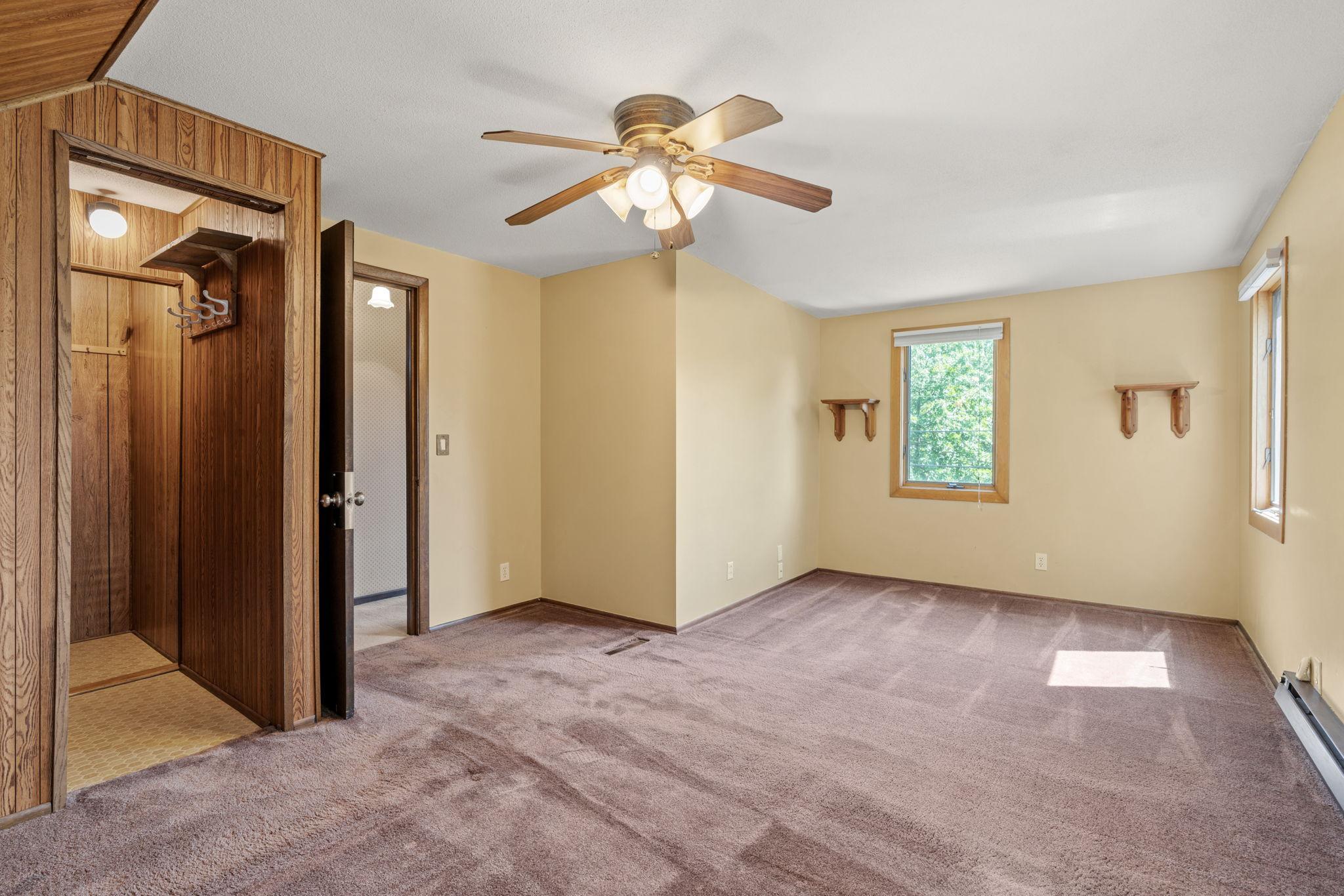 View of Residential at 5510 James Avenue, Brooklyn Center MN 55430, Brooklyn Center (31 of 44) - Mike Wilen | Minnesota Team Real Estate