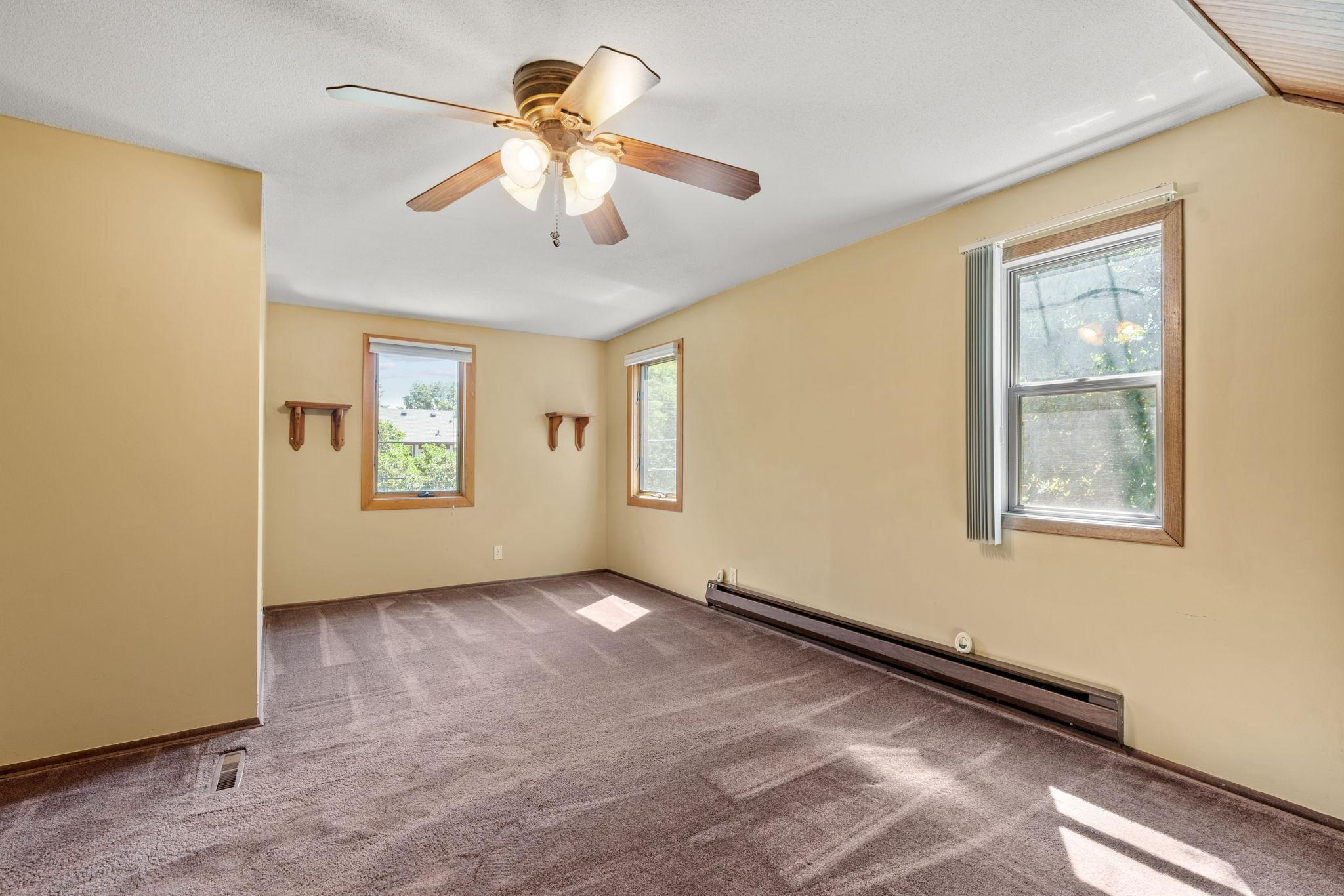 View of Residential at 5510 James Avenue, Brooklyn Center MN 55430, Brooklyn Center (30 of 44) - Mike Wilen | Minnesota Team Real Estate
