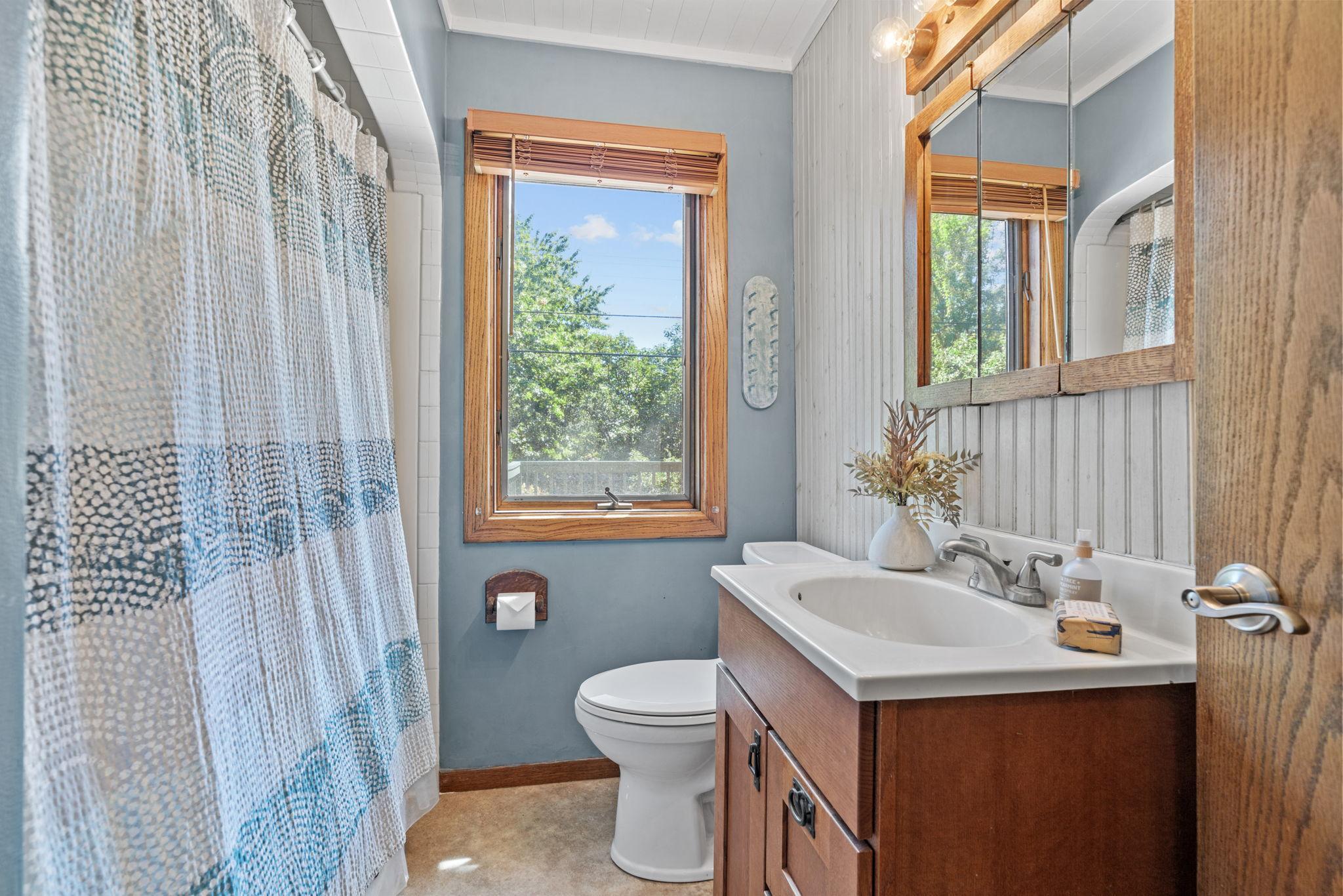 View of Residential at 5510 James Avenue, Brooklyn Center MN 55430, Brooklyn Center (21 of 44) - Mike Wilen | Minnesota Team Real Estate