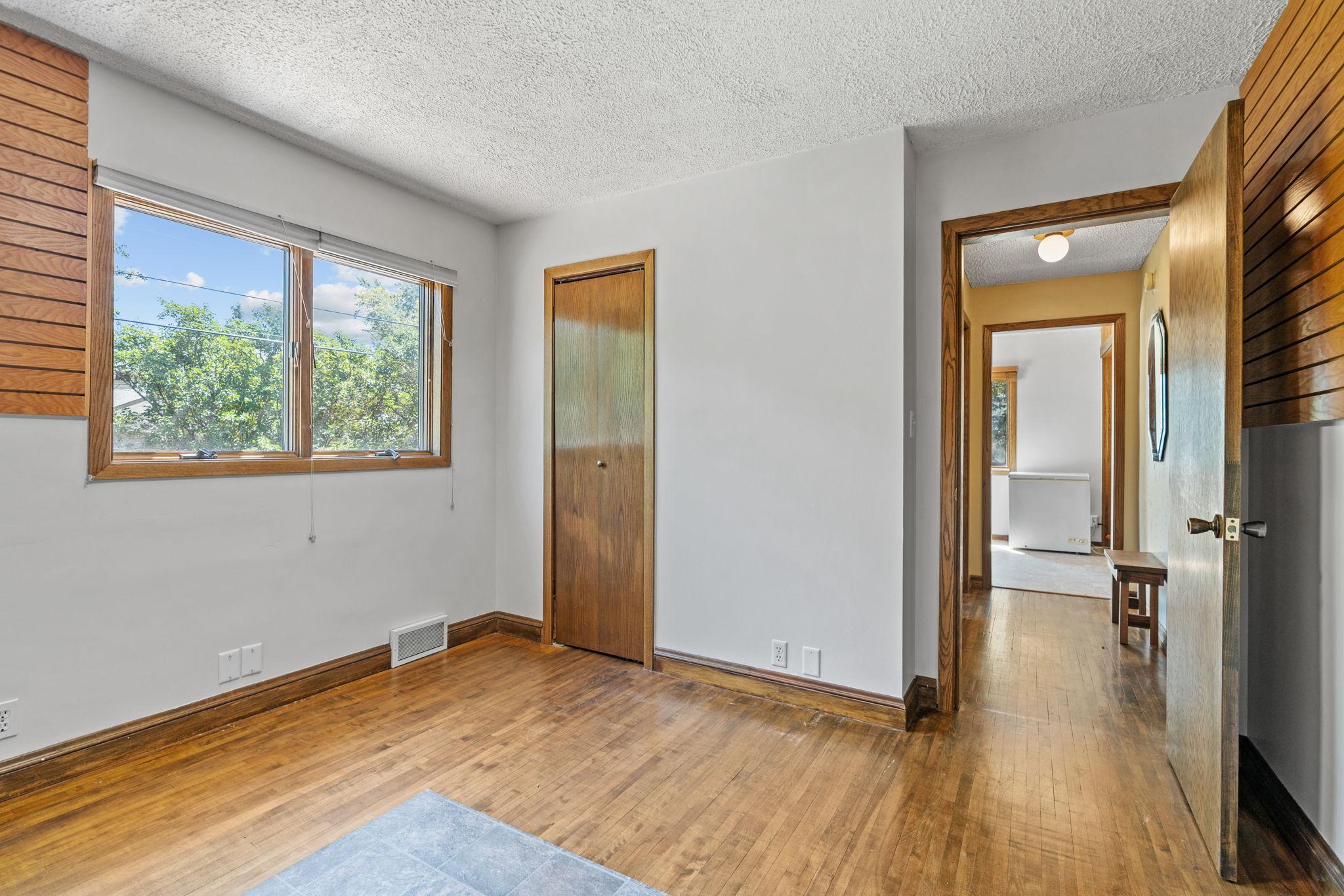 View of Residential at 5510 James Avenue, Brooklyn Center MN 55430, Brooklyn Center (20 of 44) - Mike Wilen | Minnesota Team Real Estate