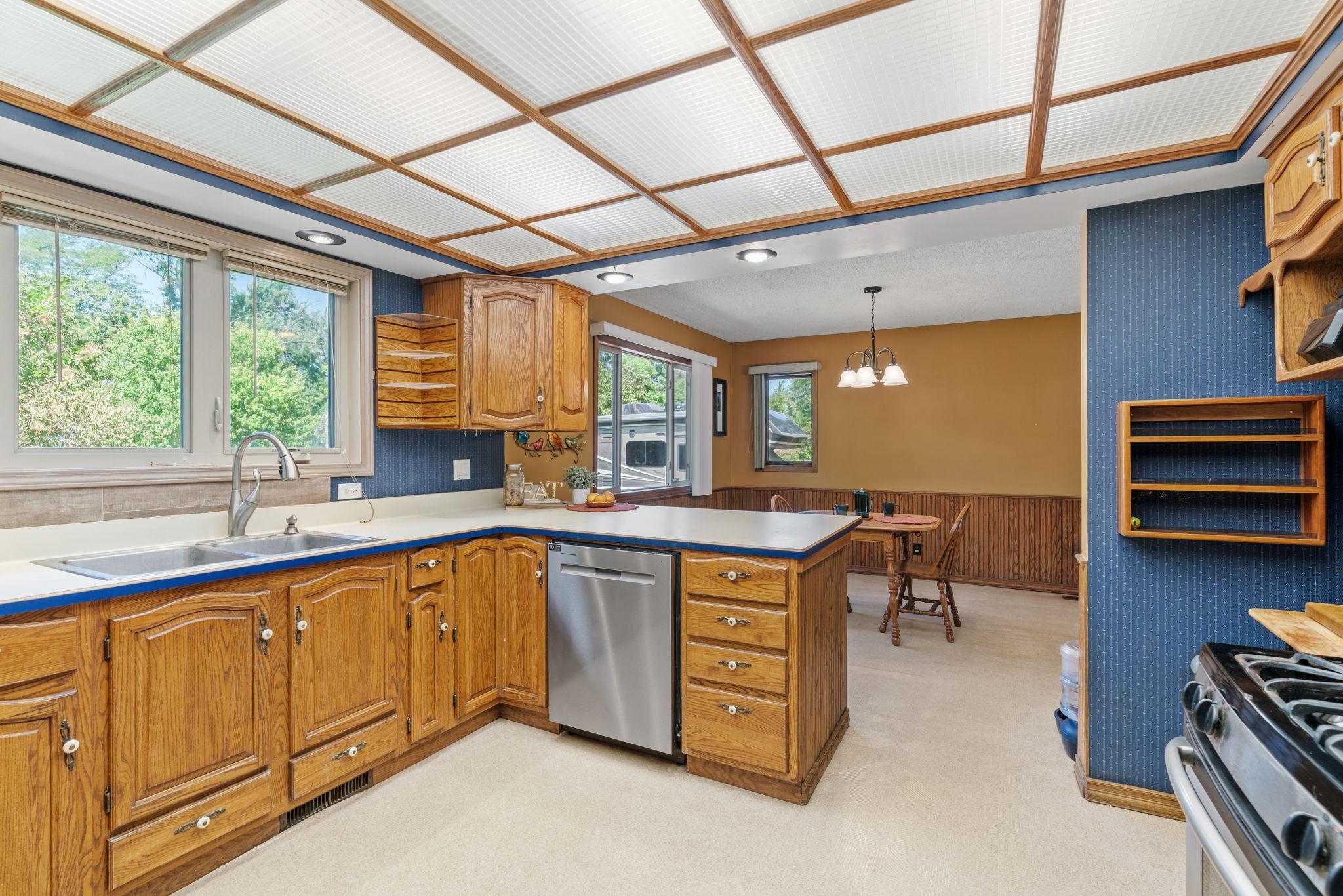 View of Residential at 5510 James Avenue, Brooklyn Center MN 55430, Brooklyn Center (14 of 44) - Mike Wilen | Minnesota Team Real Estate