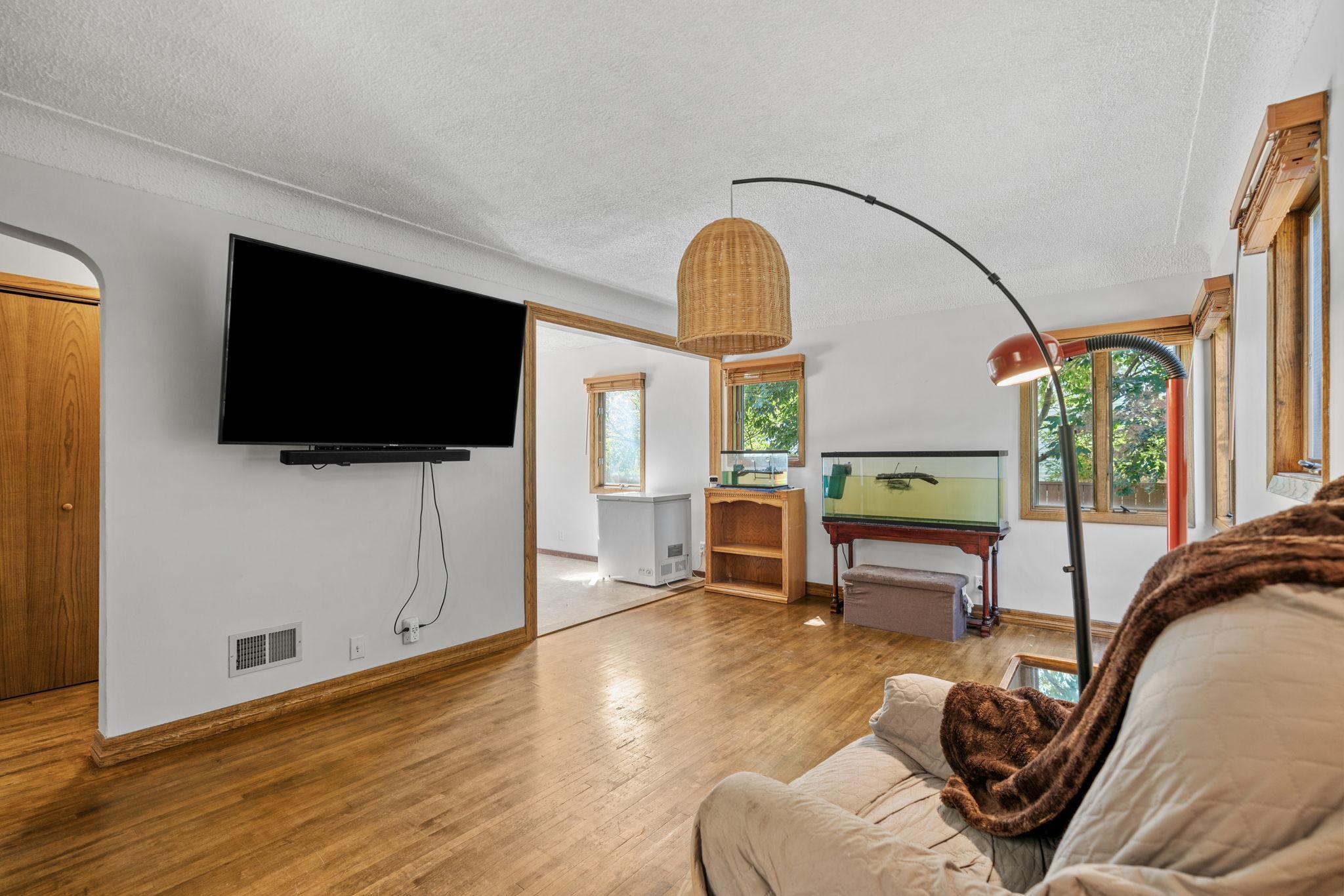 View of Residential at 5510 James Avenue, Brooklyn Center MN 55430, Brooklyn Center (9 of 44) - Mike Wilen | Minnesota Team Real Estate