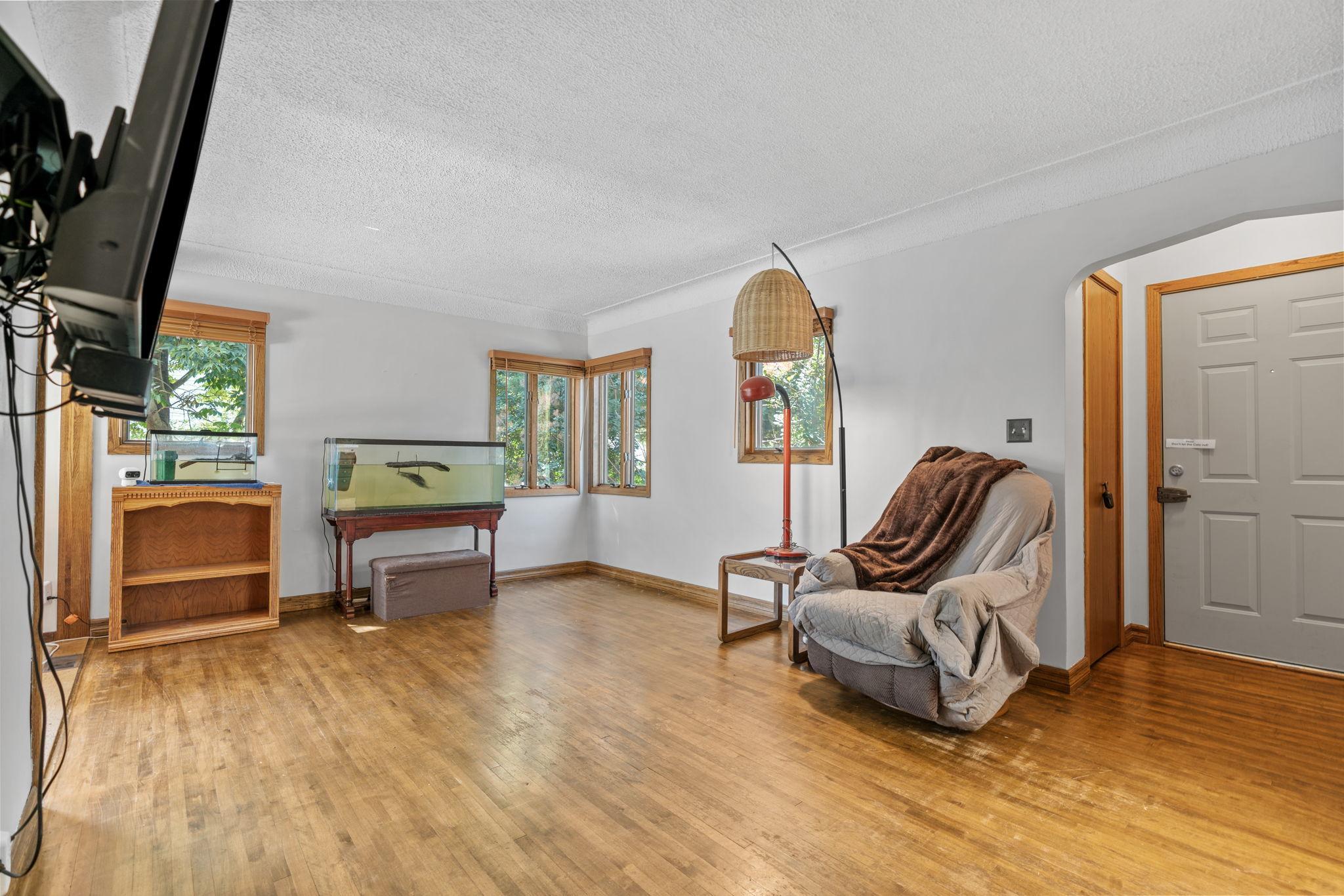 View of Residential at 5510 James Avenue, Brooklyn Center MN 55430, Brooklyn Center (8 of 44) - Mike Wilen | Minnesota Team Real Estate