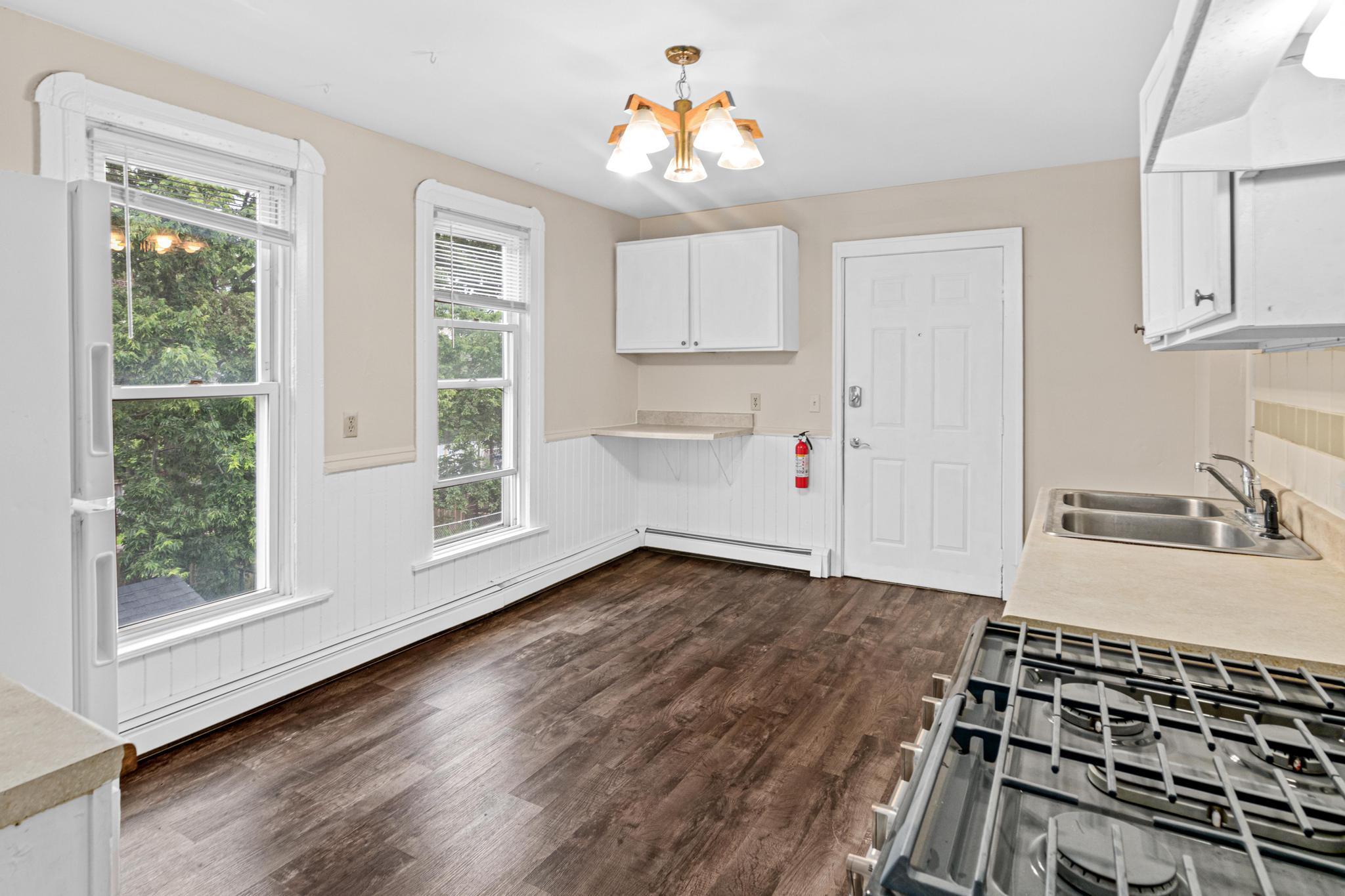 View of Residential Income at 2121 13th Avenue, Minneapolis MN 55404, Minneapolis (19 of 37) - Mike Wilen | Minnesota Team Real Estate