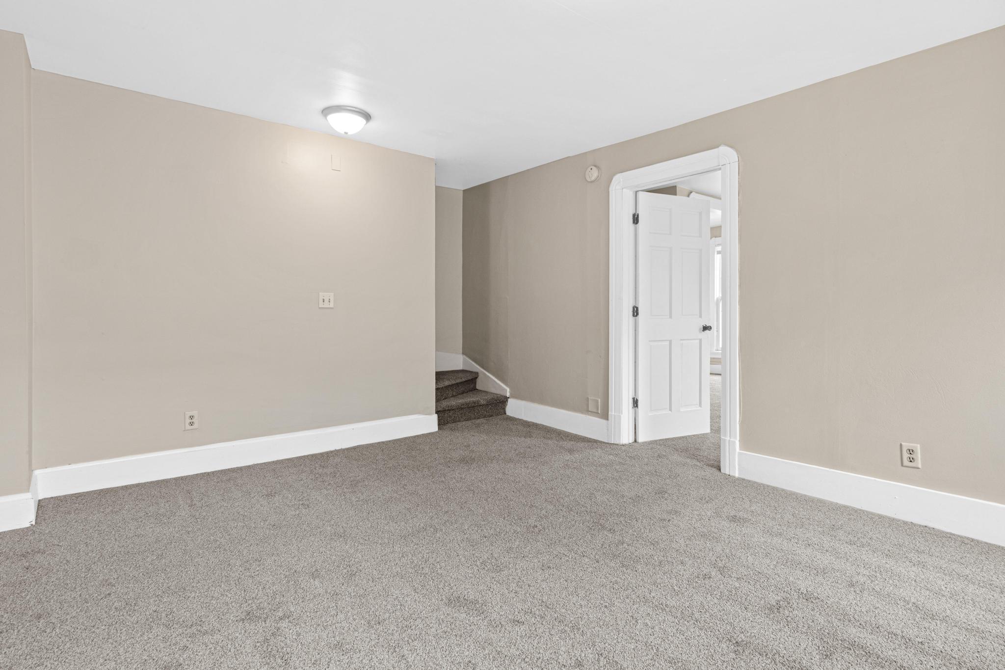 View of Residential Income at 2121 13th Avenue, Minneapolis MN 55404, Minneapolis (26 of 37) - Mike Wilen | Minnesota Team Real Estate