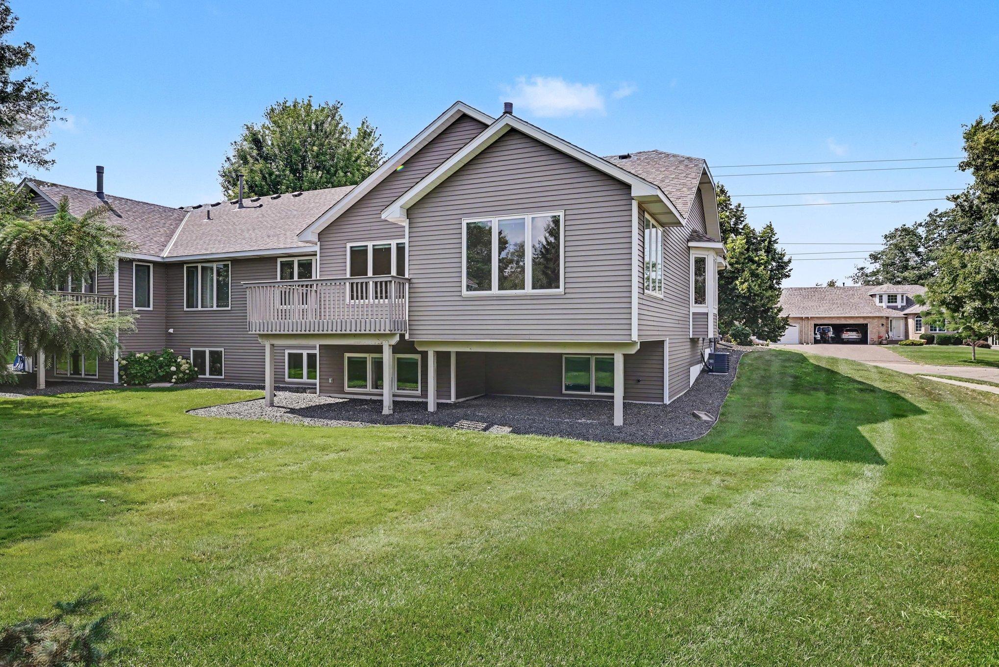 View of Residential at 3028 Highpointe Curve, Roseville MN 55113, Roseville (22 of 26) - Mike Wilen | Minnesota Team Real Estate