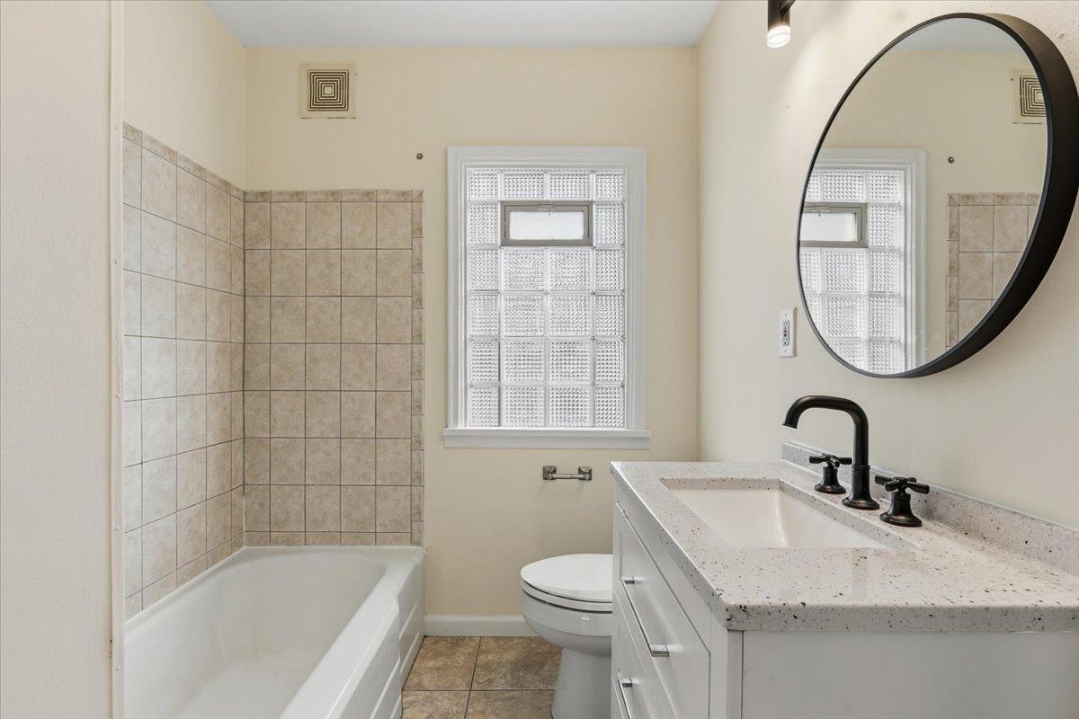 View of Residential at 71 Wyoming Street, Saint Paul MN 55107, Saint Paul (14 of 44) - Mike Wilen | Minnesota Team Real Estate