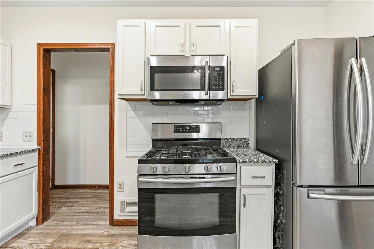 View of Residential at 71 Wyoming Street, Saint Paul MN 55107, Saint Paul (8 of 44) - Mike Wilen | Minnesota Team Real Estate