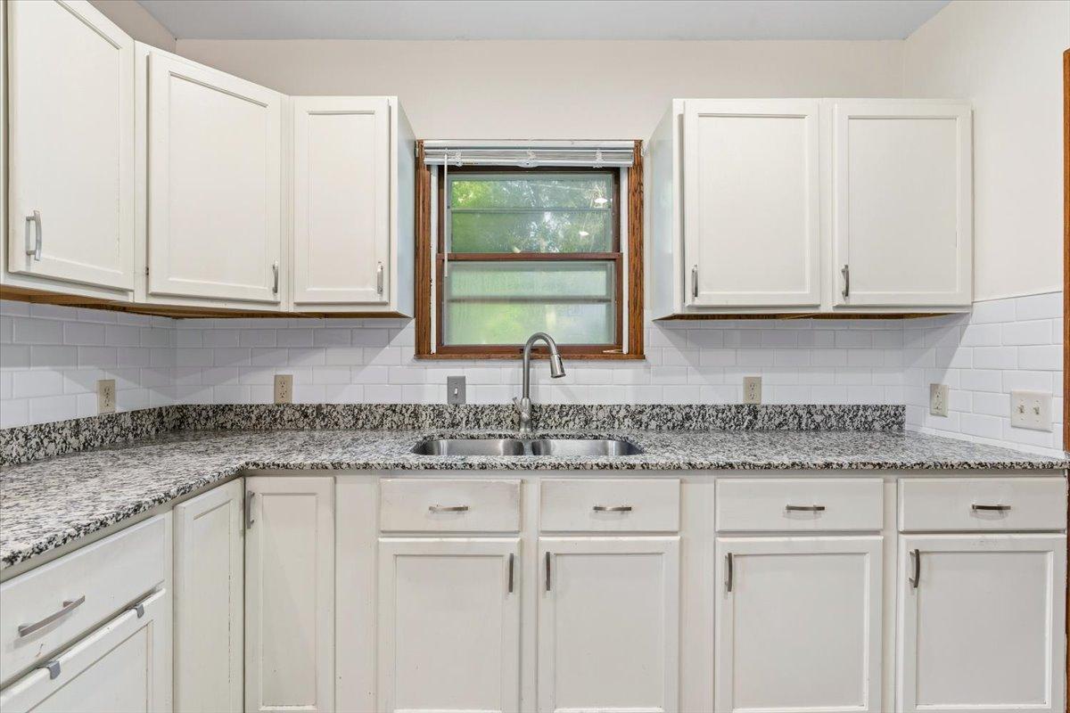 View of Residential at 71 Wyoming Street, Saint Paul MN 55107, Saint Paul (7 of 44) - Mike Wilen | Minnesota Team Real Estate