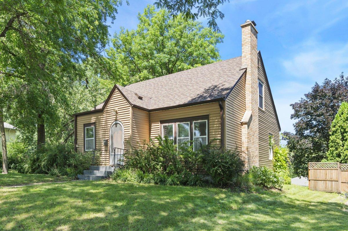 View of Residential at 71 Wyoming Street, Saint Paul MN 55107, Saint Paul (31 of 44) - Mike Wilen | Minnesota Team Real Estate