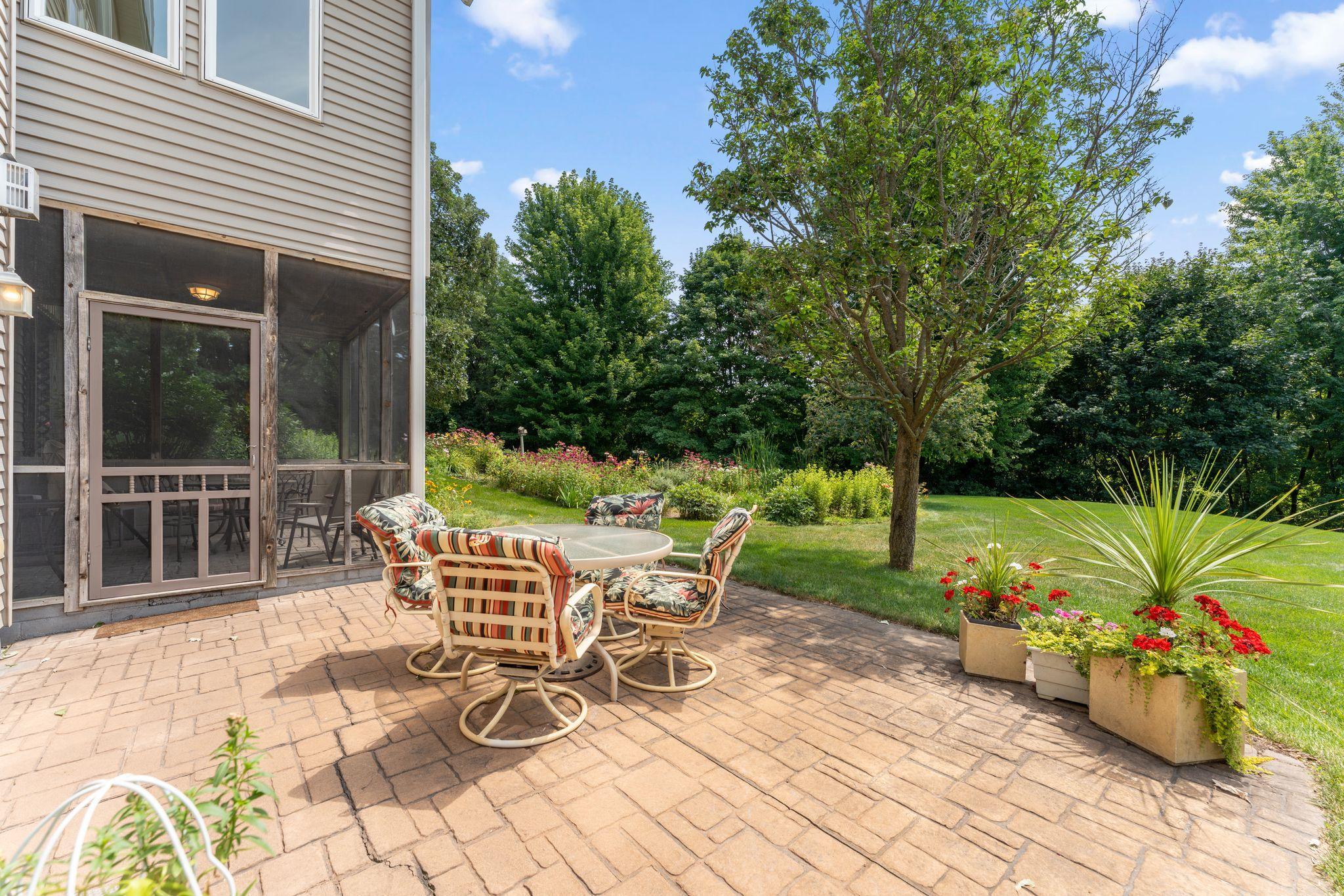 View of Residential at 10035 Woodhill Boulevard, Lakeville MN 55044, Lakeville (37 of 55) - Mike Wilen | Minnesota Team Real Estate