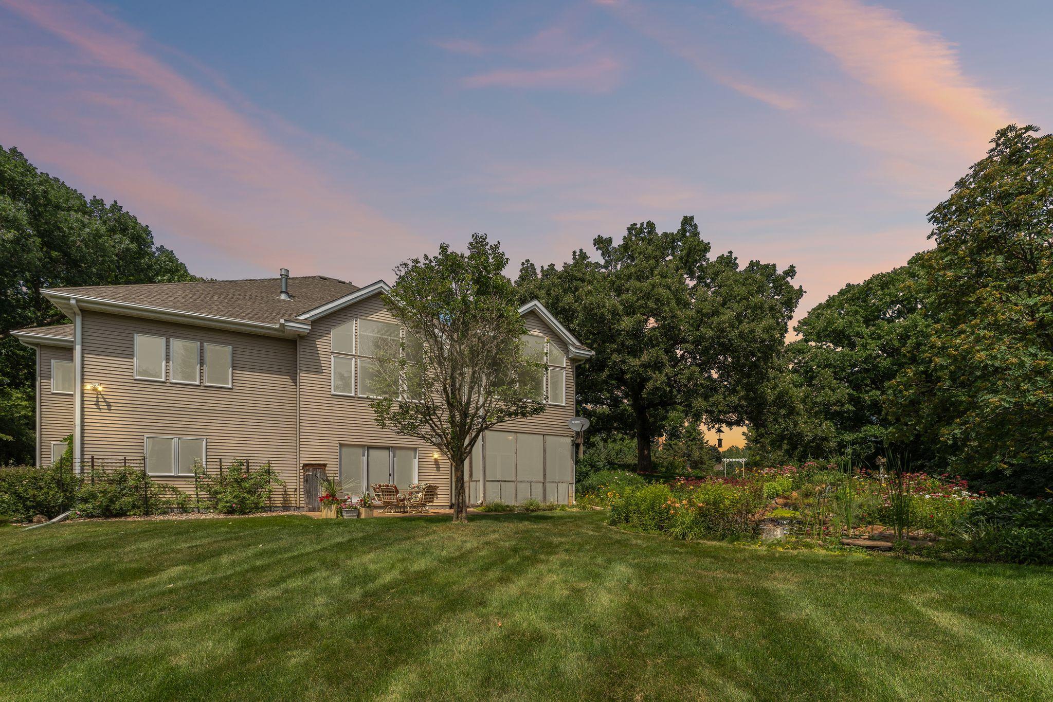 View of Residential at 10035 Woodhill Boulevard, Lakeville MN 55044, Lakeville (53 of 55) - Mike Wilen | Minnesota Team Real Estate