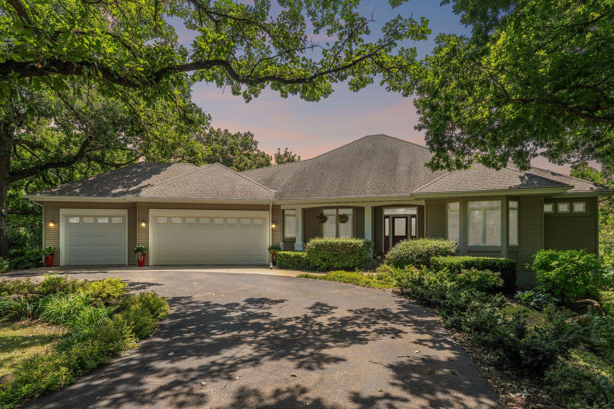 View of Single Family at 10035 Woodhill Boulevard, Lakeville - Mike Wilen | Minnesota Team Real Estate