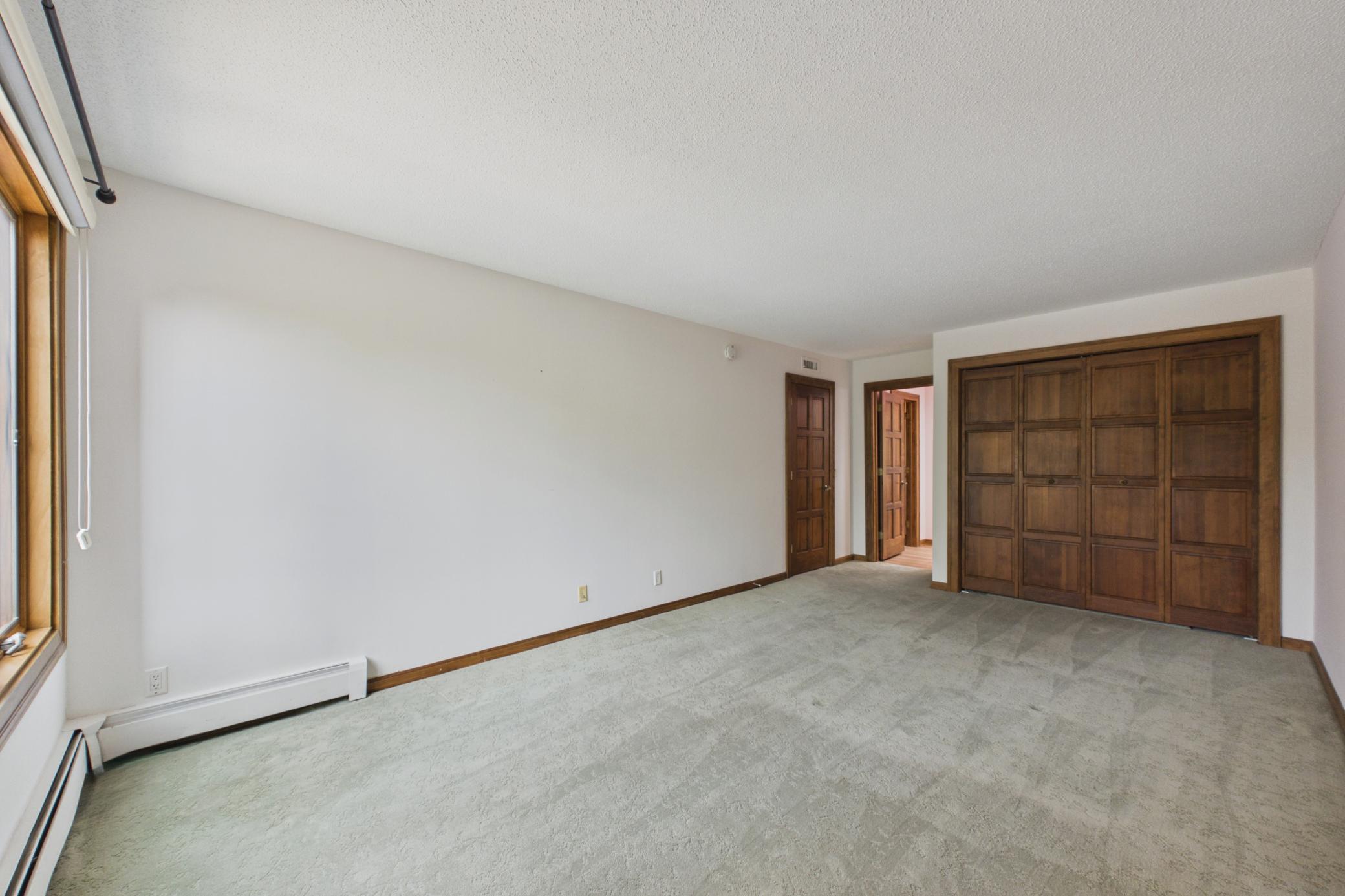 View of Residential at 5501 Dewey Hill Road #322, Edina MN 55439, Edina (14 of 32) - Mike Wilen | Minnesota Team Real Estate