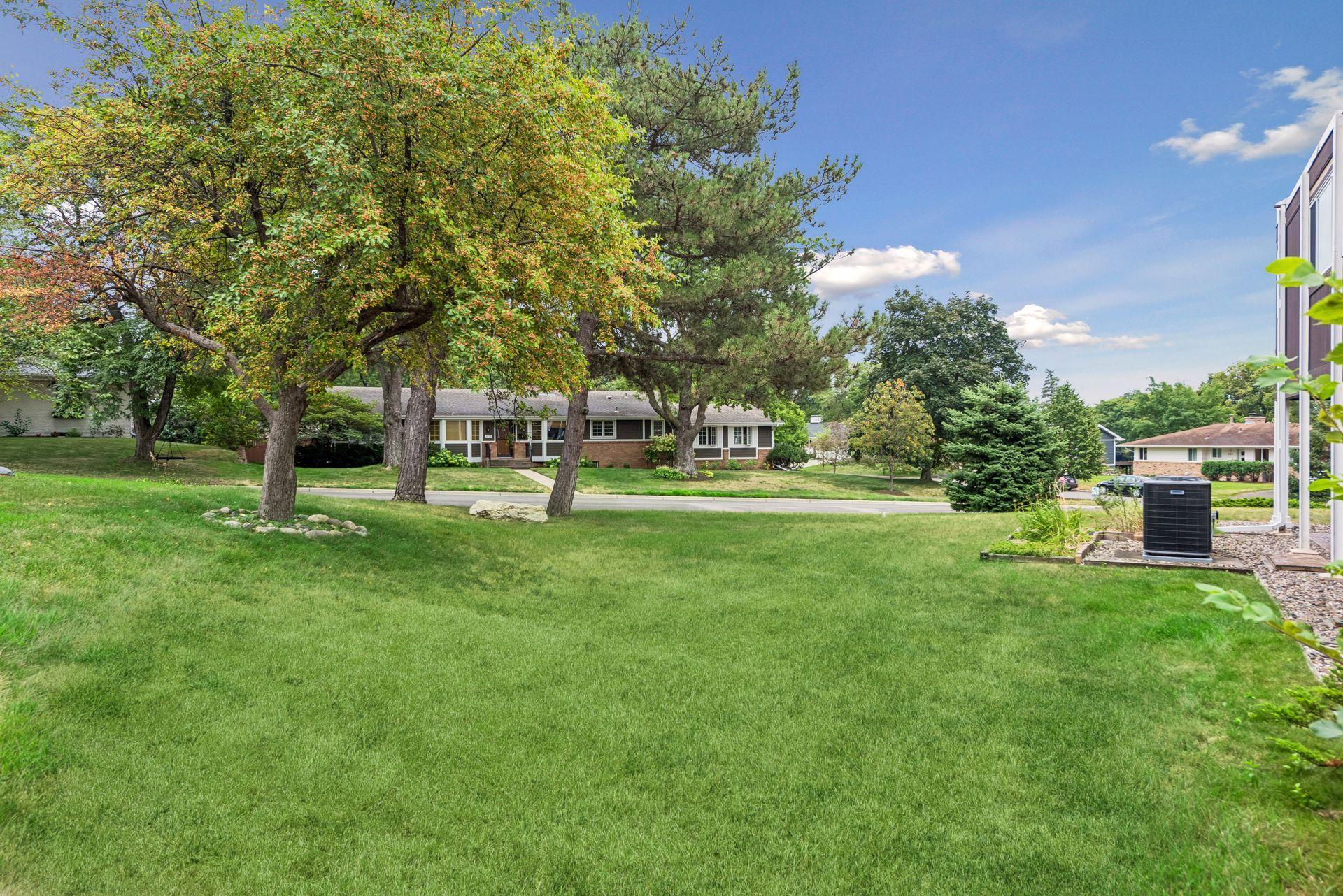 View of Residential at 1676 Virginia Avenue, Saint Louis Park MN 55426, Saint Louis Park (31 of 40) - Mike Wilen | Minnesota Team Real Estate
