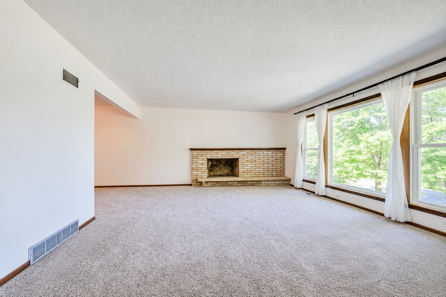 View of Residential at 1644 Kilmer Avenue, Saint Louis Park MN 55426, Saint Louis Park (8 of 29) - Mike Wilen | Minnesota Team Real Estate