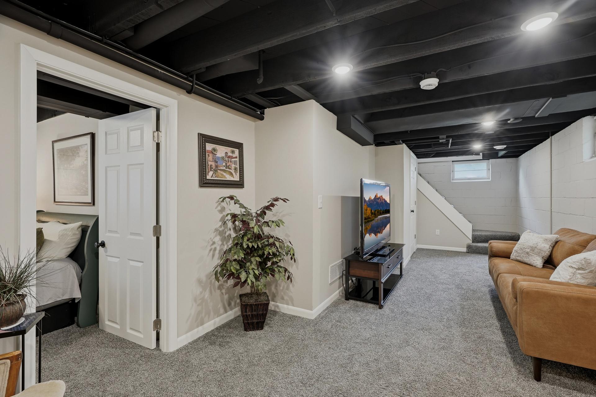 View of Residential at 799 Watson Avenue, Saint Paul MN 55102, Saint Paul (34 of 43) - Mike Wilen | Minnesota Team Real Estate
