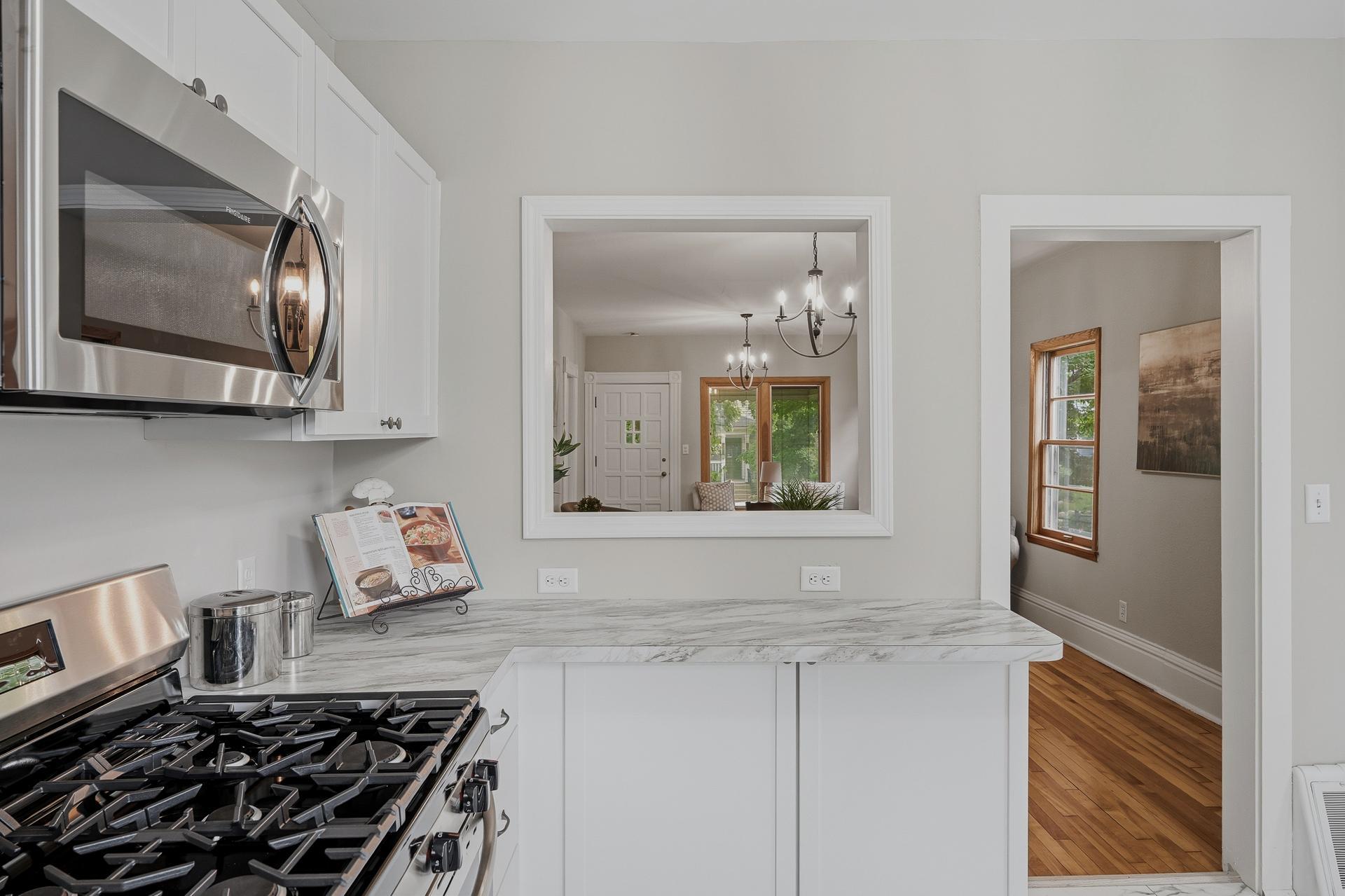 View of Residential at 799 Watson Avenue, Saint Paul MN 55102, Saint Paul (24 of 43) - Mike Wilen | Minnesota Team Real Estate