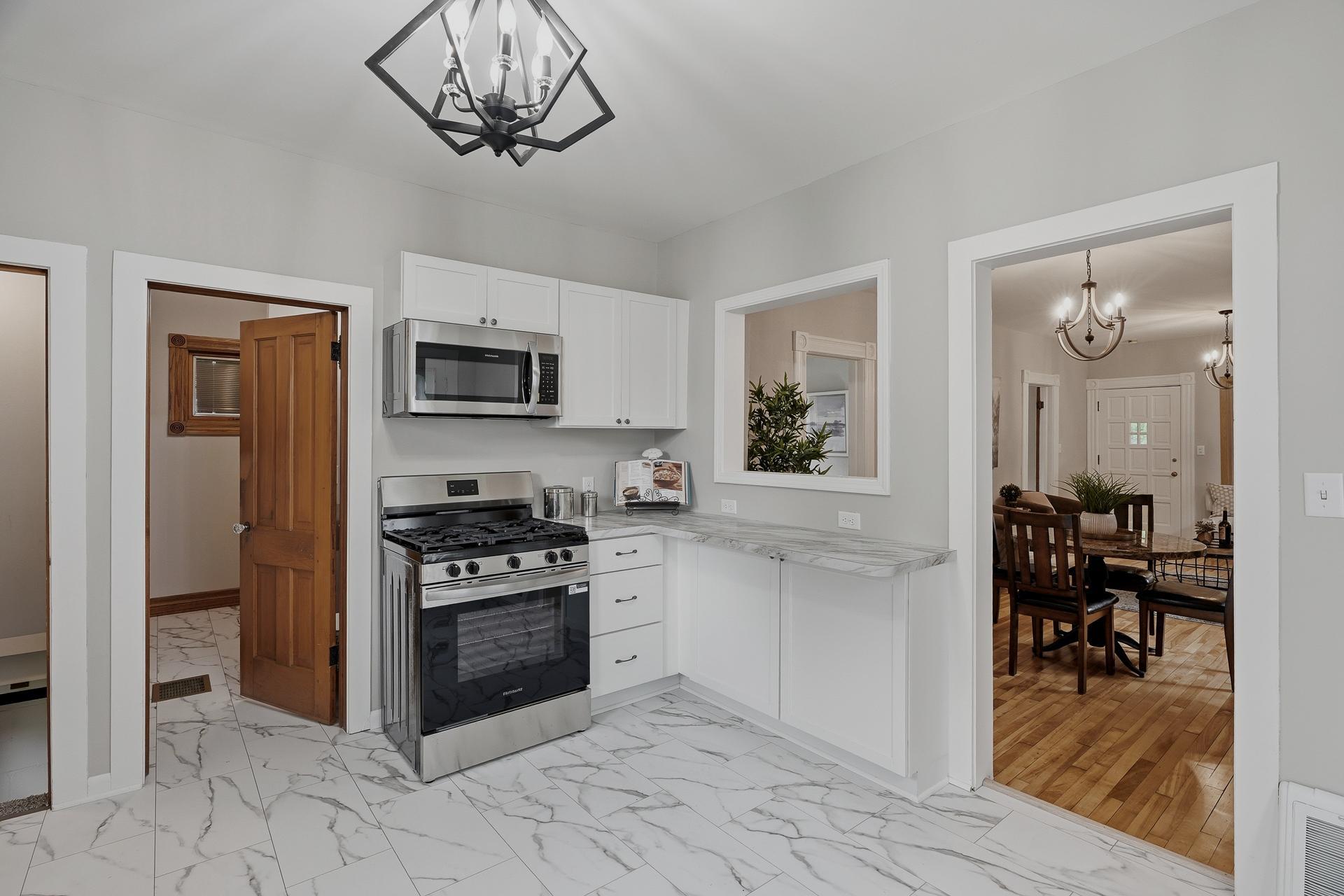 View of Residential at 799 Watson Avenue, Saint Paul MN 55102, Saint Paul (22 of 43) - Mike Wilen | Minnesota Team Real Estate