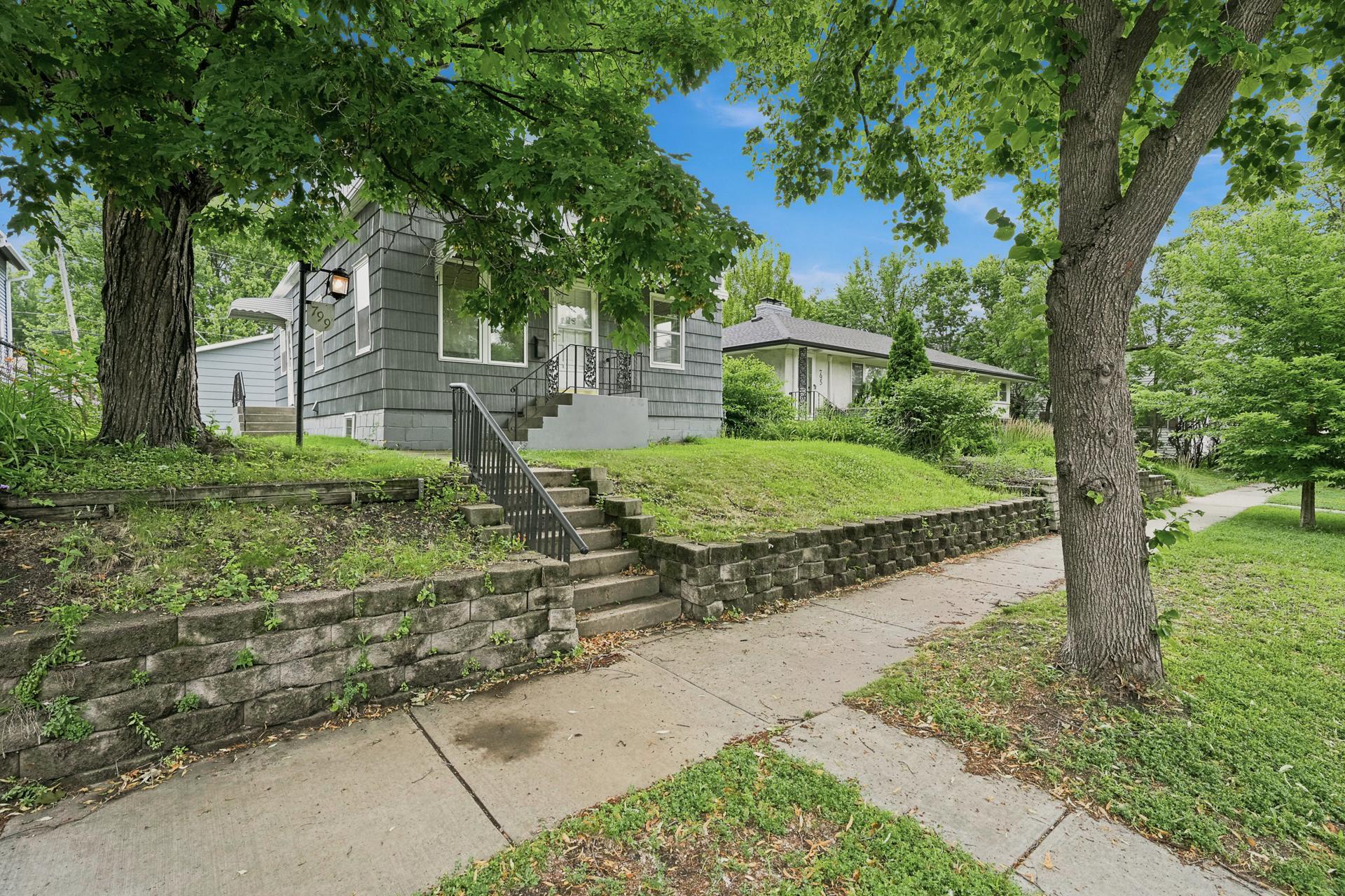 View of Residential at 799 Watson Avenue, Saint Paul MN 55102, Saint Paul (4 of 43) - Mike Wilen | Minnesota Team Real Estate