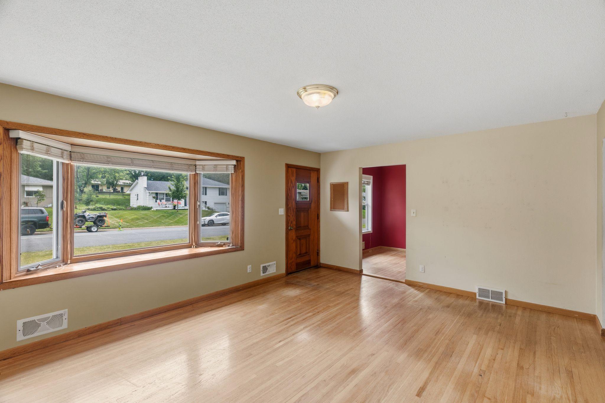 View of Residential at 8508 Rich Avenue, Bloomington MN 55437, Bloomington (5 of 35) - Mike Wilen | Minnesota Team Real Estate