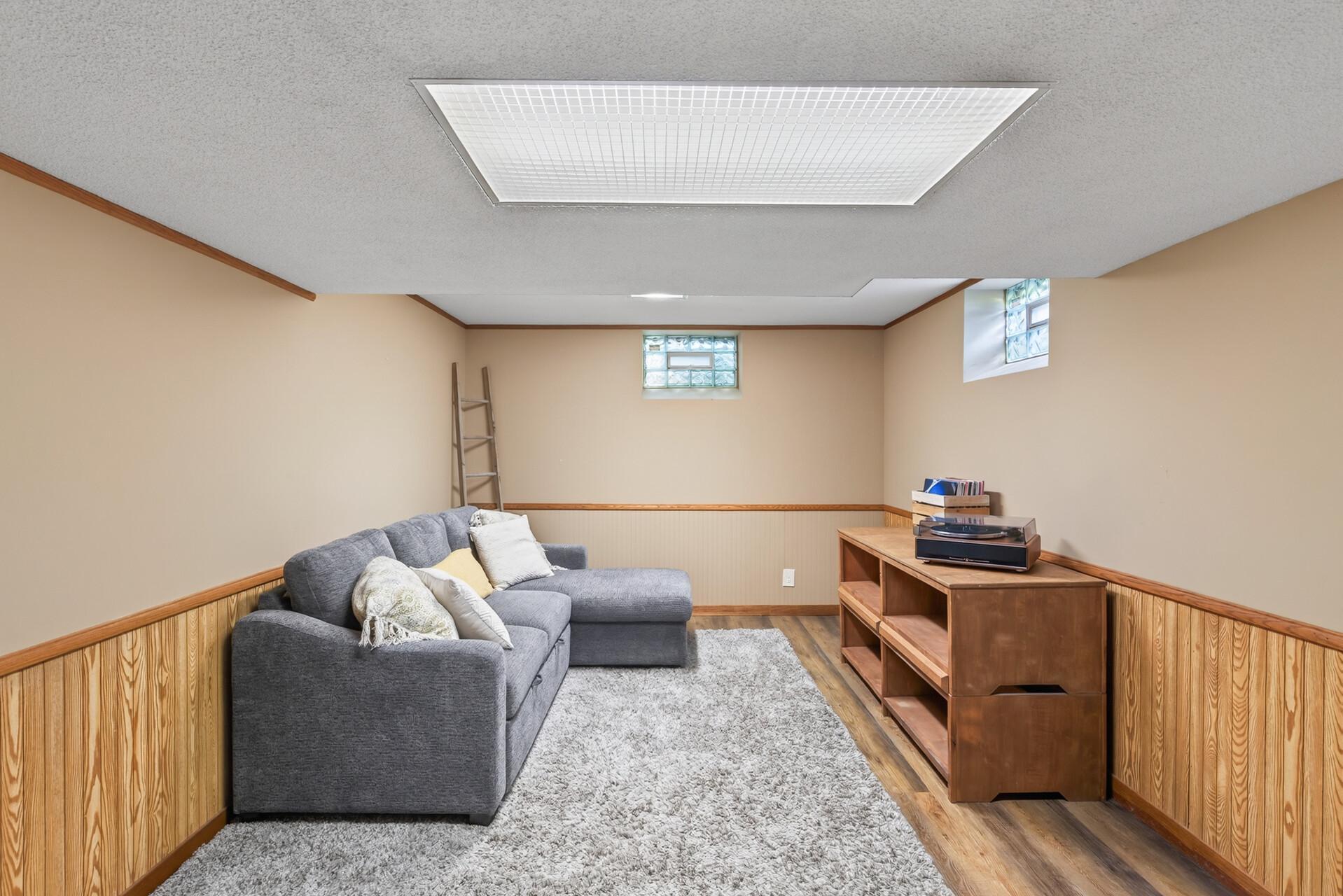 View of Residential at 8906 138th Street Court, Apple Valley MN 55124, Apple Valley (37 of 47) - Mike Wilen | Minnesota Team Real Estate