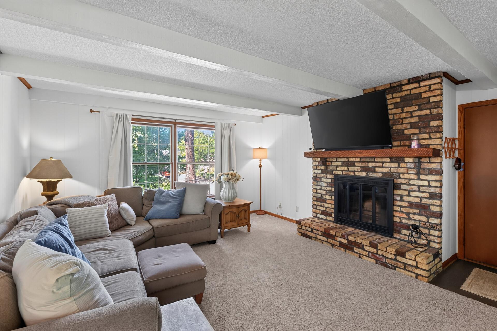 View of Residential at 8906 138th Street Court, Apple Valley MN 55124, Apple Valley (16 of 47) - Mike Wilen | Minnesota Team Real Estate