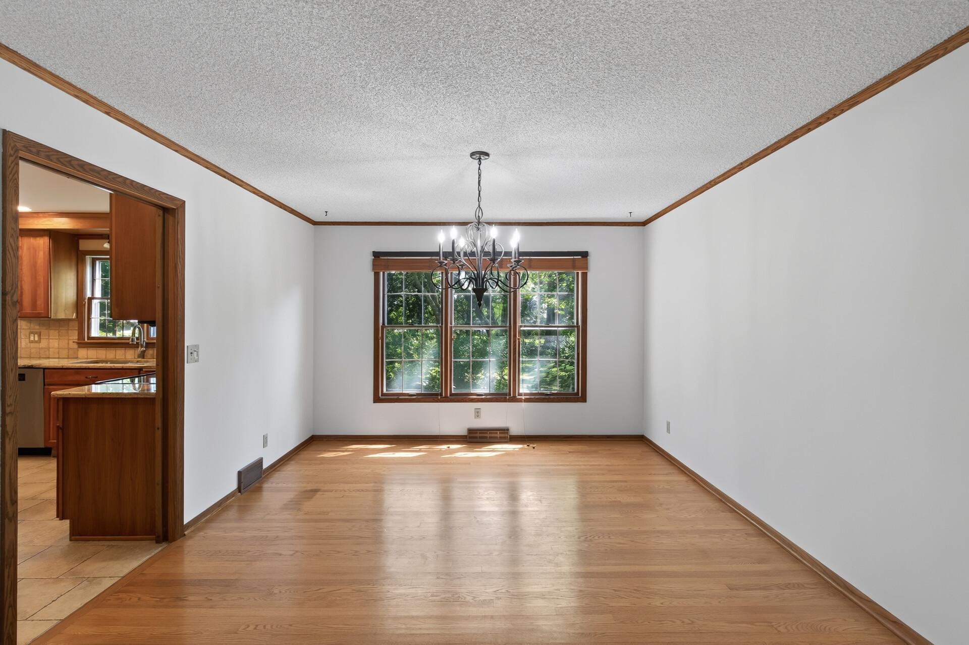 View of Residential at 8906 138th Street Court, Apple Valley MN 55124, Apple Valley (9 of 47) - Mike Wilen | Minnesota Team Real Estate
