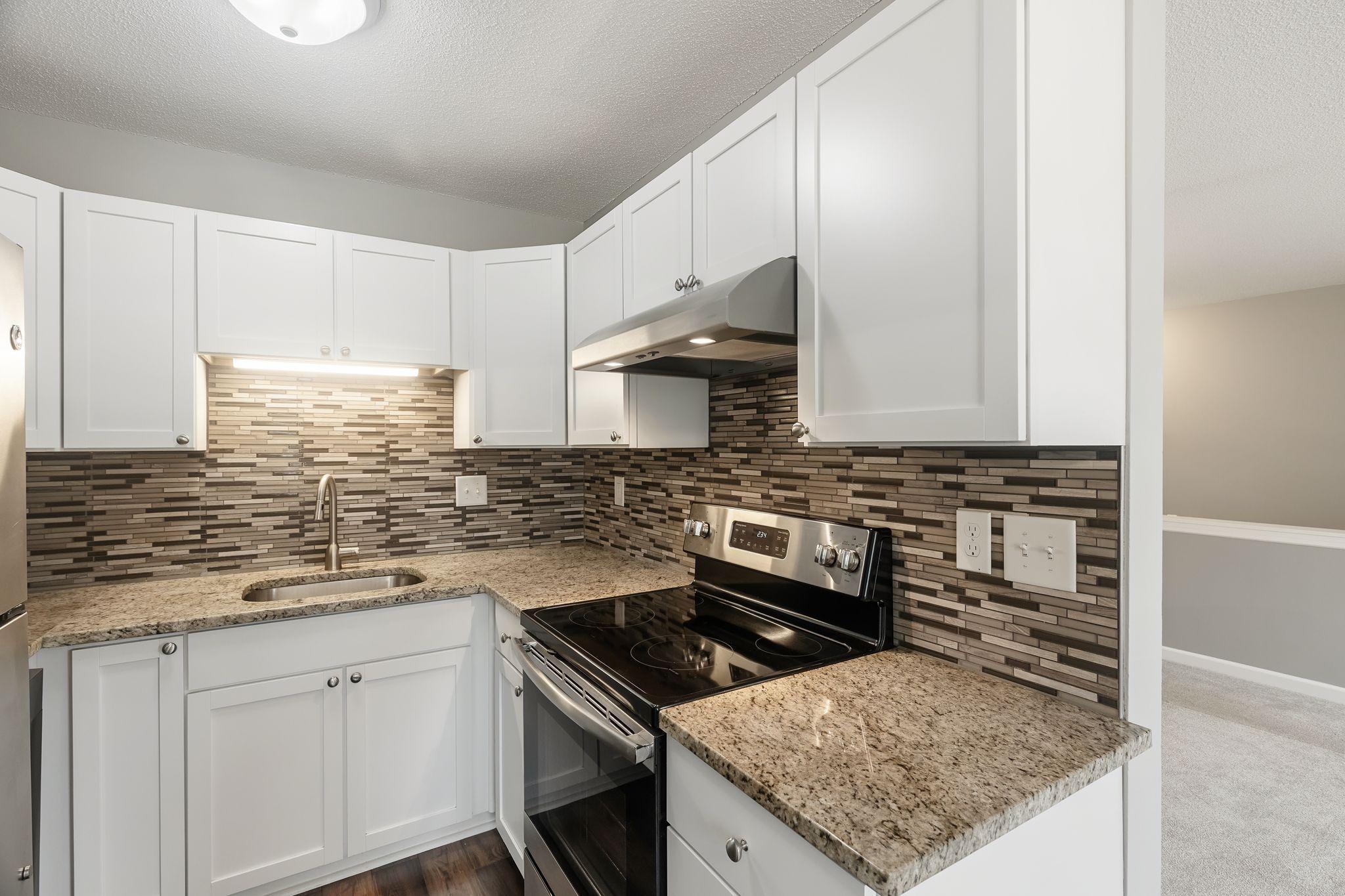View of Residential at 1413 Farrington Street #A, Saint Paul MN 55117, Saint Paul (10 of 23) - Mike Wilen | Minnesota Team Real Estate