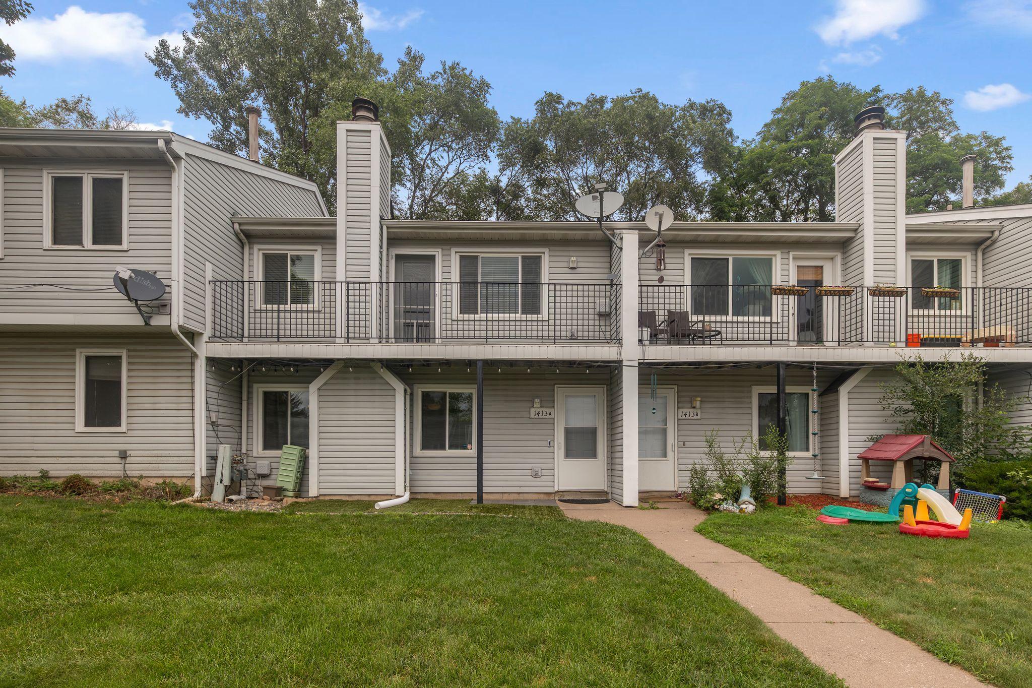 View of Residential at 1413 Farrington Street #A, Saint Paul MN 55117, Saint Paul (20 of 23) - Mike Wilen | Minnesota Team Real Estate