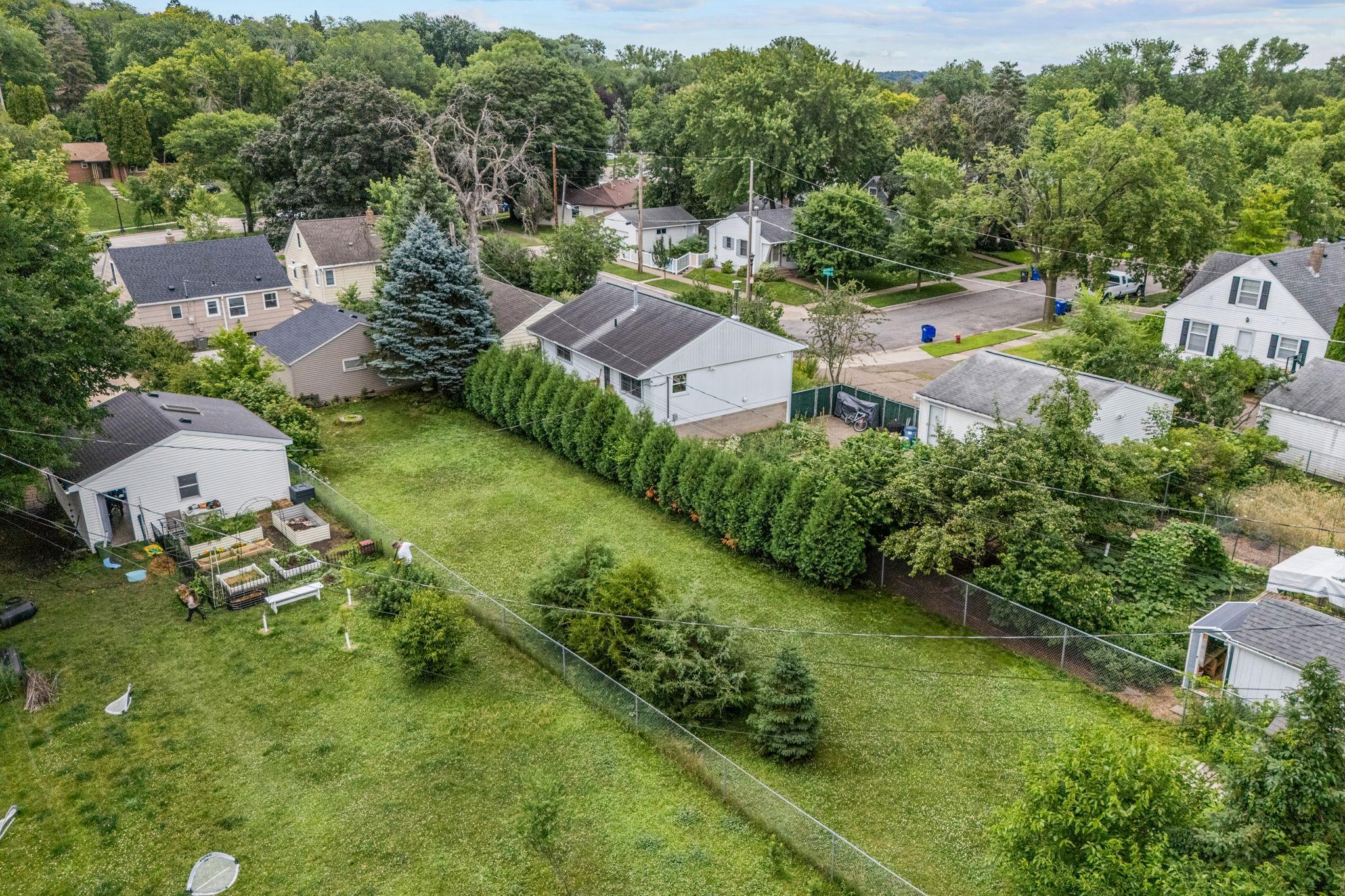 View of Residential at 1081 Saint Paul Avenue, Saint Paul MN 55116, Saint Paul (28 of 30) - Mike Wilen | Minnesota Team Real Estate
