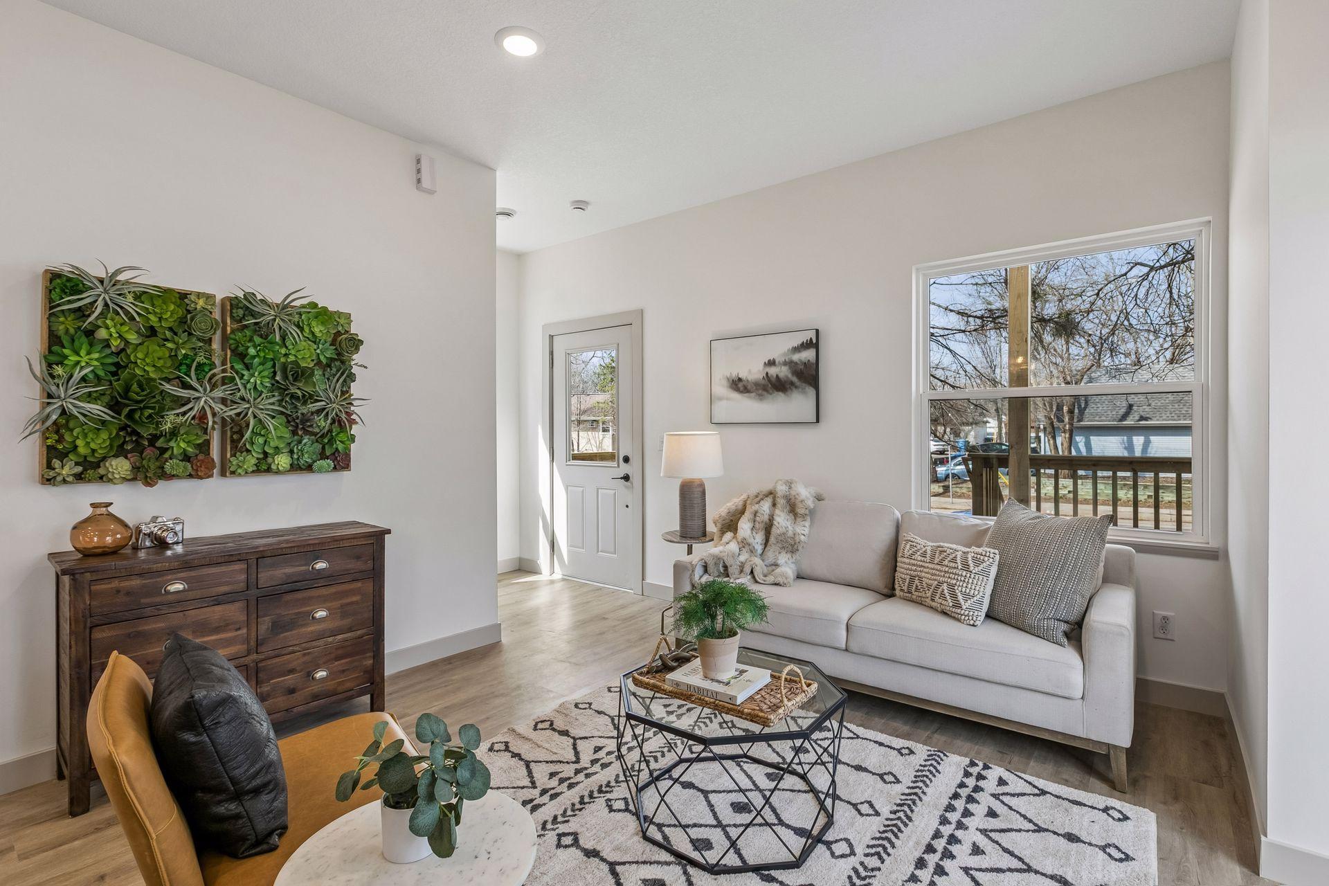 View of Residential at 2414 Como Avenue, Minneapolis MN 55414, Minneapolis (15 of 61) - Mike Wilen | Minnesota Team Real Estate
