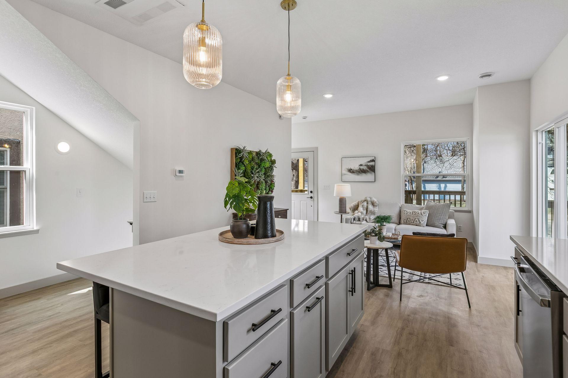 View of Residential at 2414 Como Avenue, Minneapolis MN 55414, Minneapolis (16 of 61) - Mike Wilen | Minnesota Team Real Estate