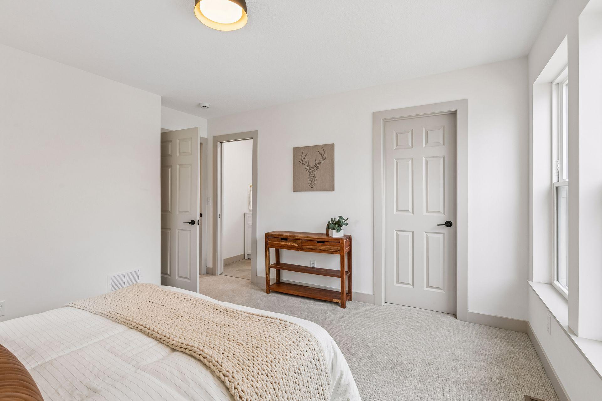 View of Residential at 2414 Como Avenue, Minneapolis MN 55414, Minneapolis (19 of 61) - Mike Wilen | Minnesota Team Real Estate