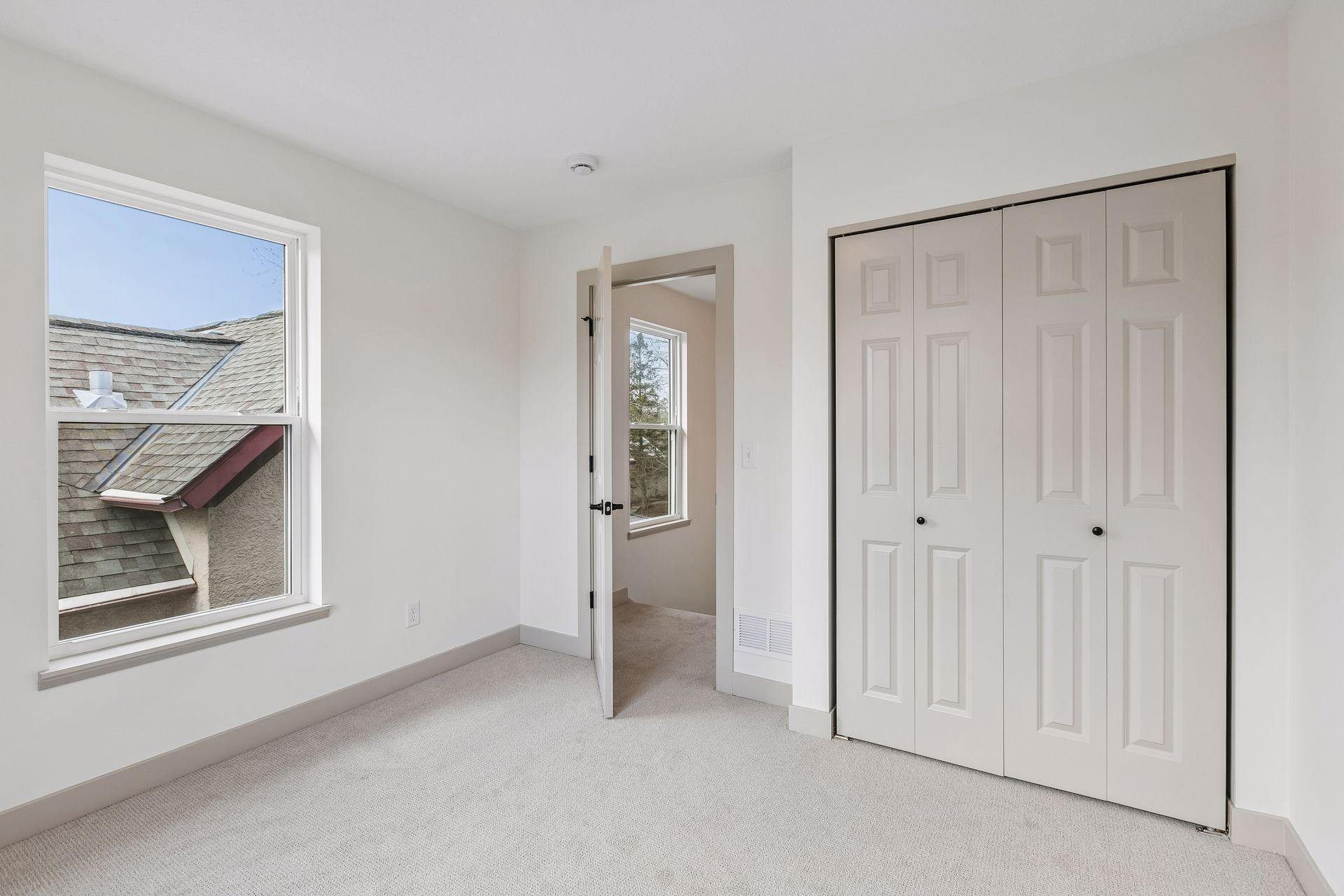 View of Residential at 2414 Como Avenue, Minneapolis MN 55414, Minneapolis (27 of 61) - Mike Wilen | Minnesota Team Real Estate