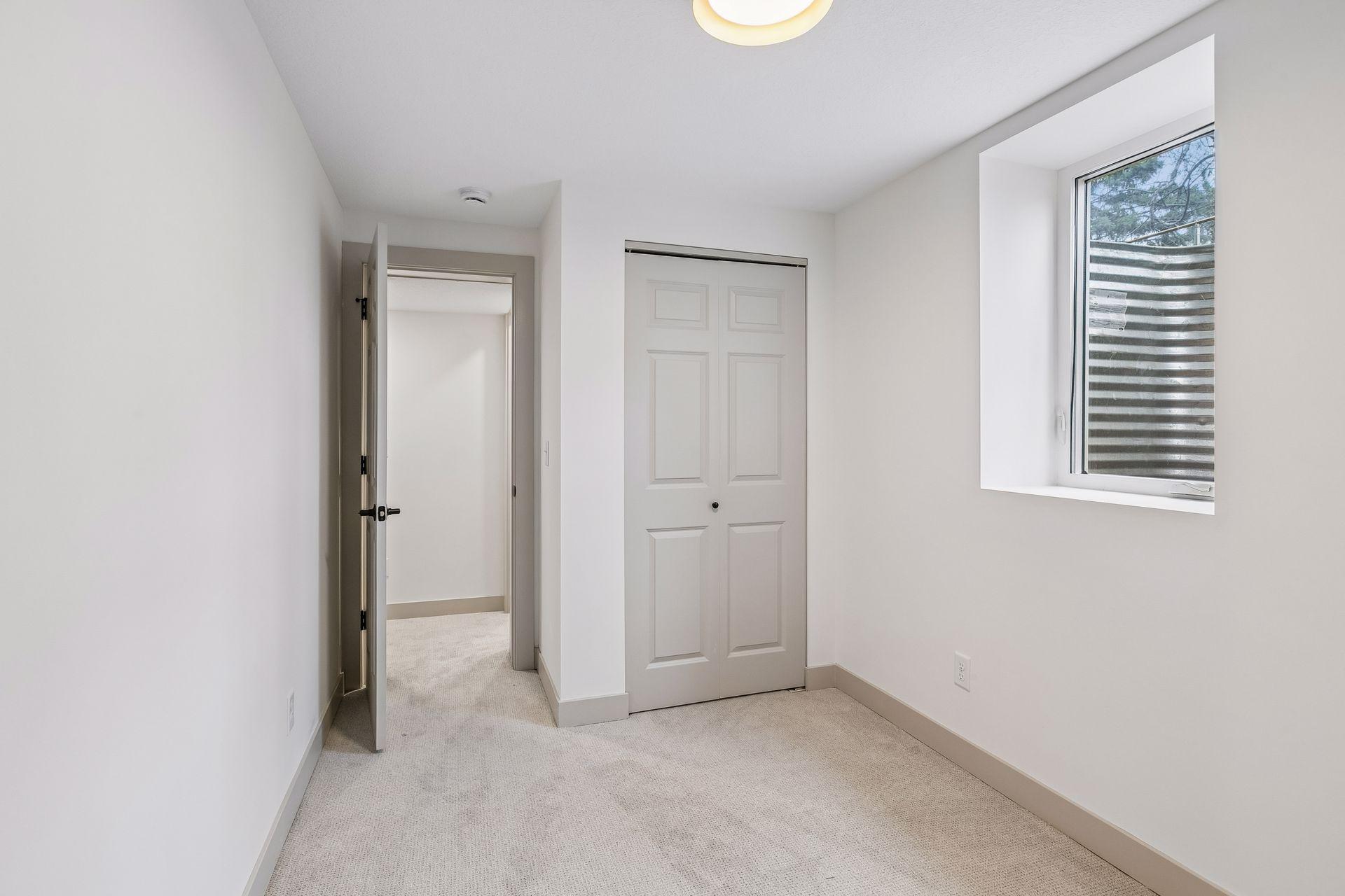 View of Residential at 2414 Como Avenue, Minneapolis MN 55414, Minneapolis (35 of 61) - Mike Wilen | Minnesota Team Real Estate