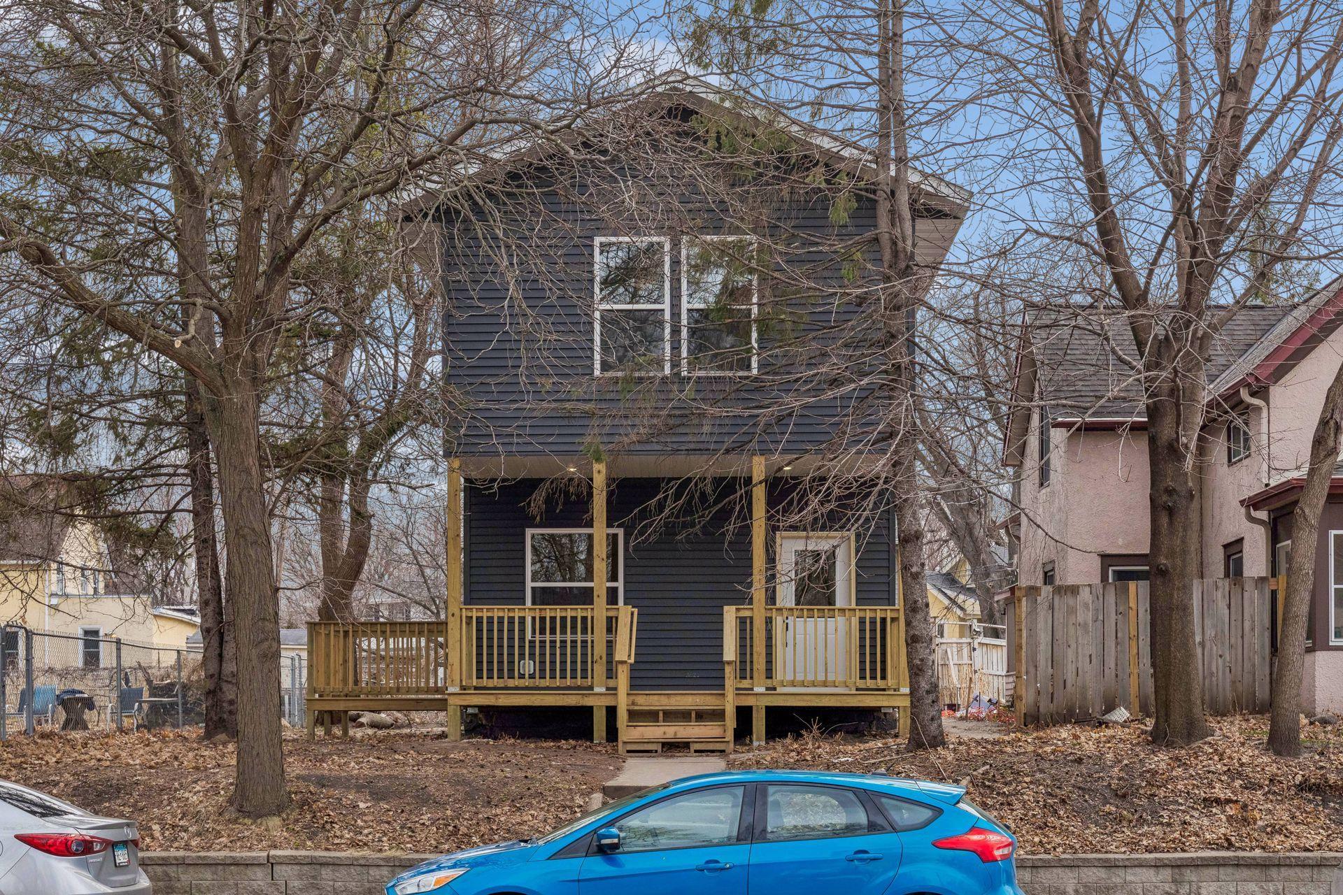 View of Residential at 2414 Como Avenue, Minneapolis MN 55414, Minneapolis (38 of 61) - Mike Wilen | Minnesota Team Real Estate