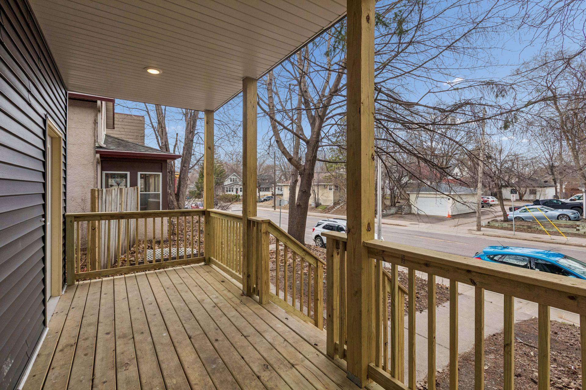 View of Residential at 2414 Como Avenue, Minneapolis MN 55414, Minneapolis (39 of 61) - Mike Wilen | Minnesota Team Real Estate