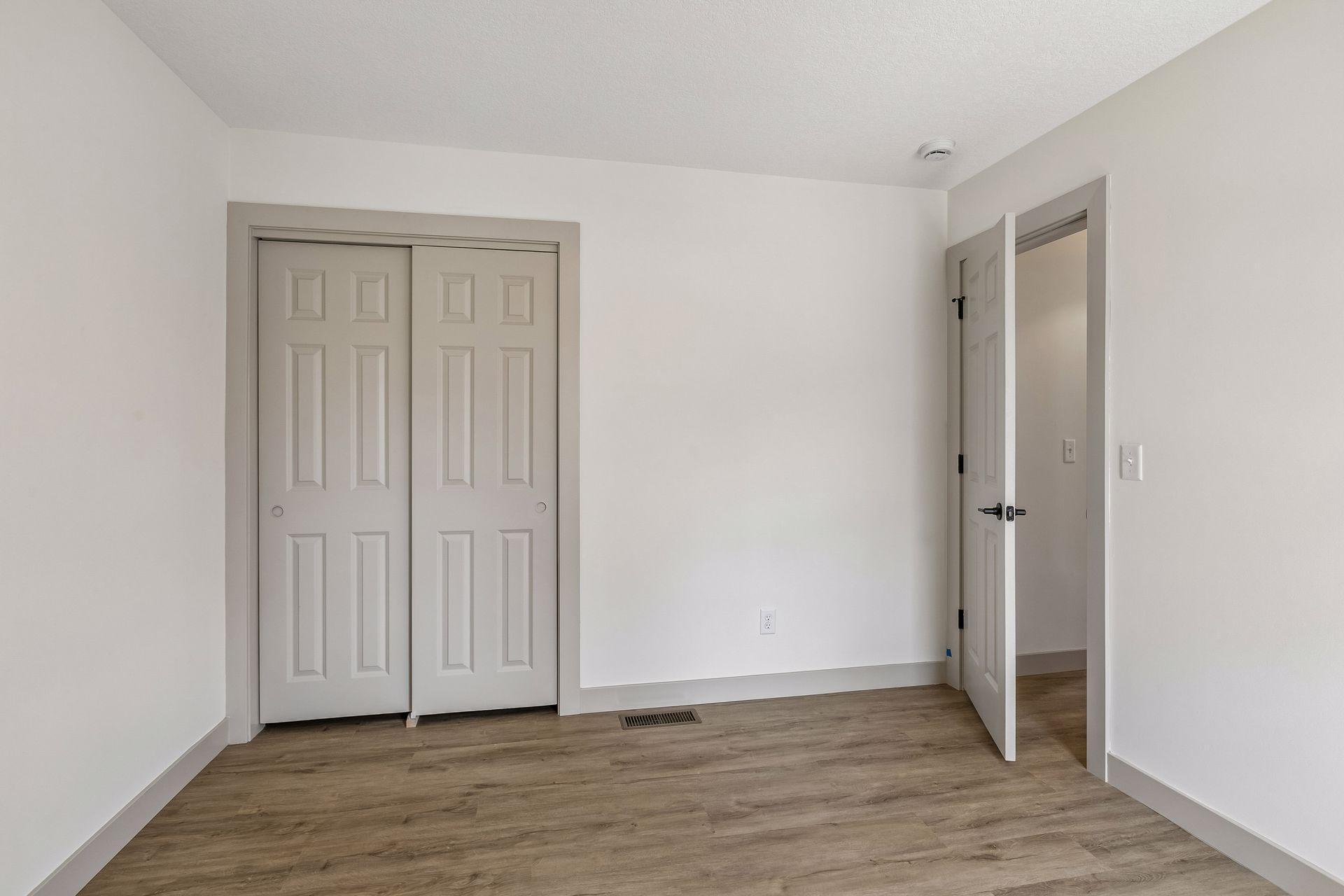 View of Residential at 2414 Como Avenue, Minneapolis MN 55414, Minneapolis (61 of 61) - Mike Wilen | Minnesota Team Real Estate