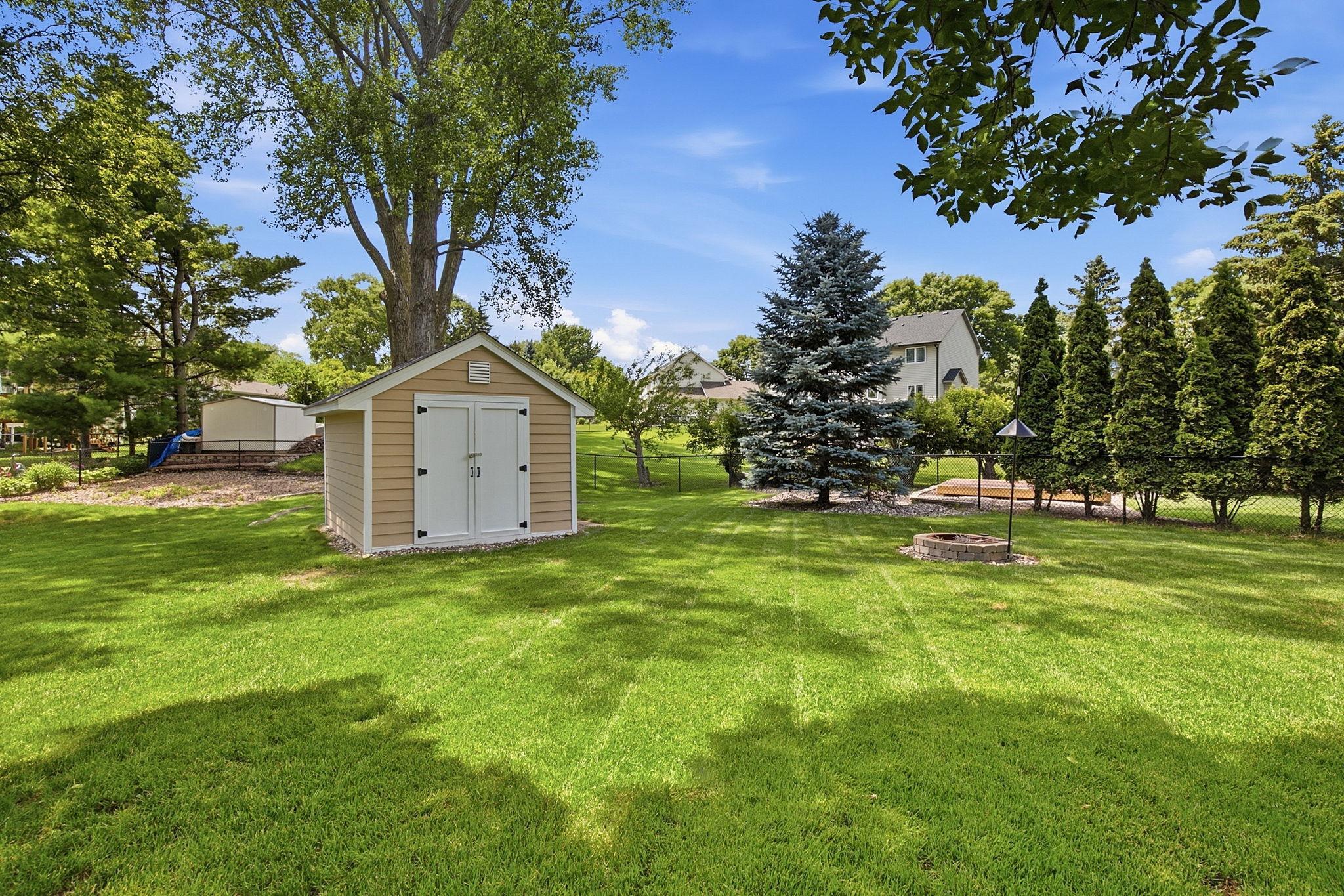View of Residential at 1222 Fallbrook Lane, Woodbury MN 55125, Woodbury (38 of 52) - Mike Wilen | Minnesota Team Real Estate