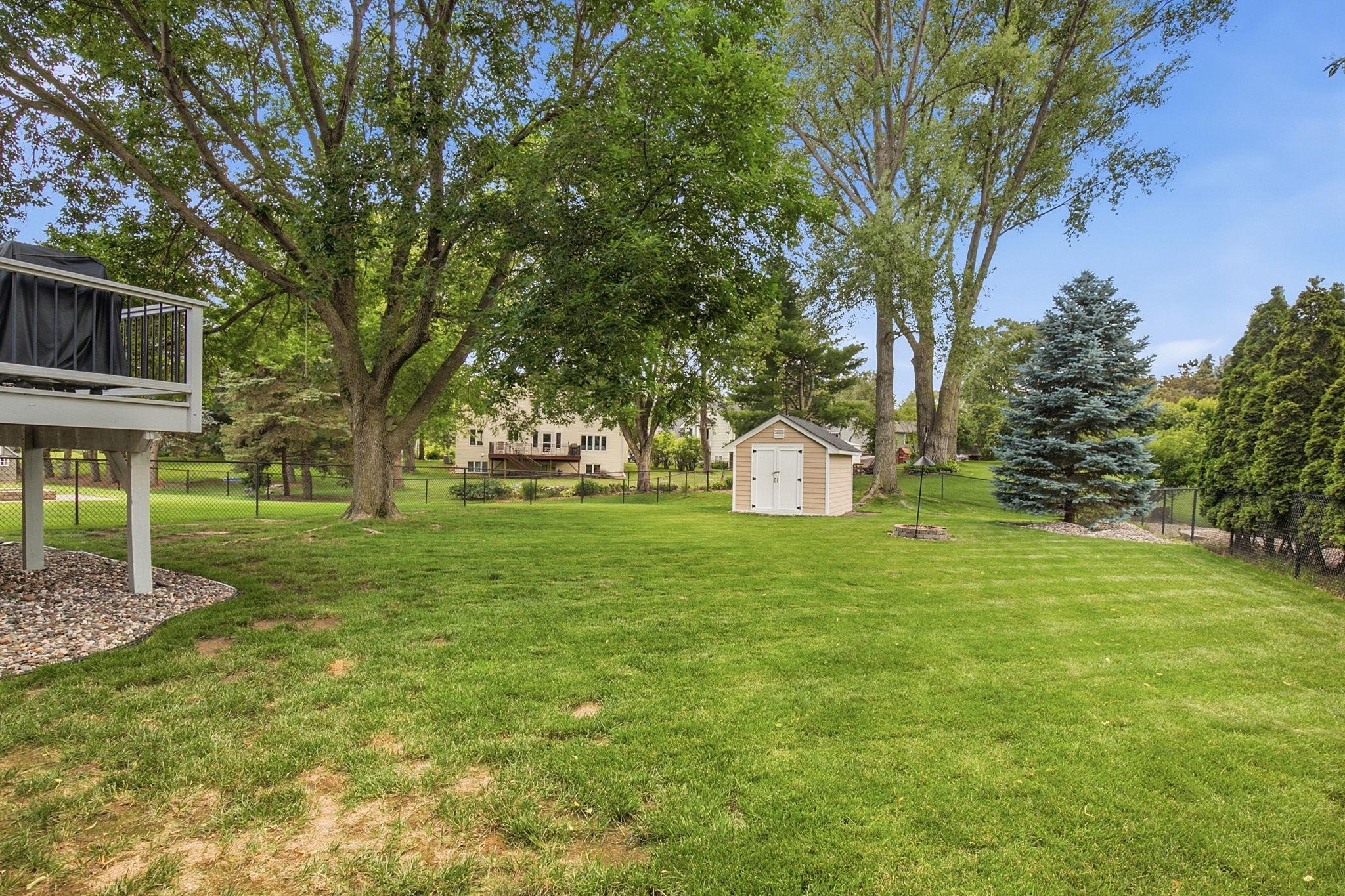 View of Residential at 1222 Fallbrook Lane, Woodbury MN 55125, Woodbury (39 of 52) - Mike Wilen | Minnesota Team Real Estate