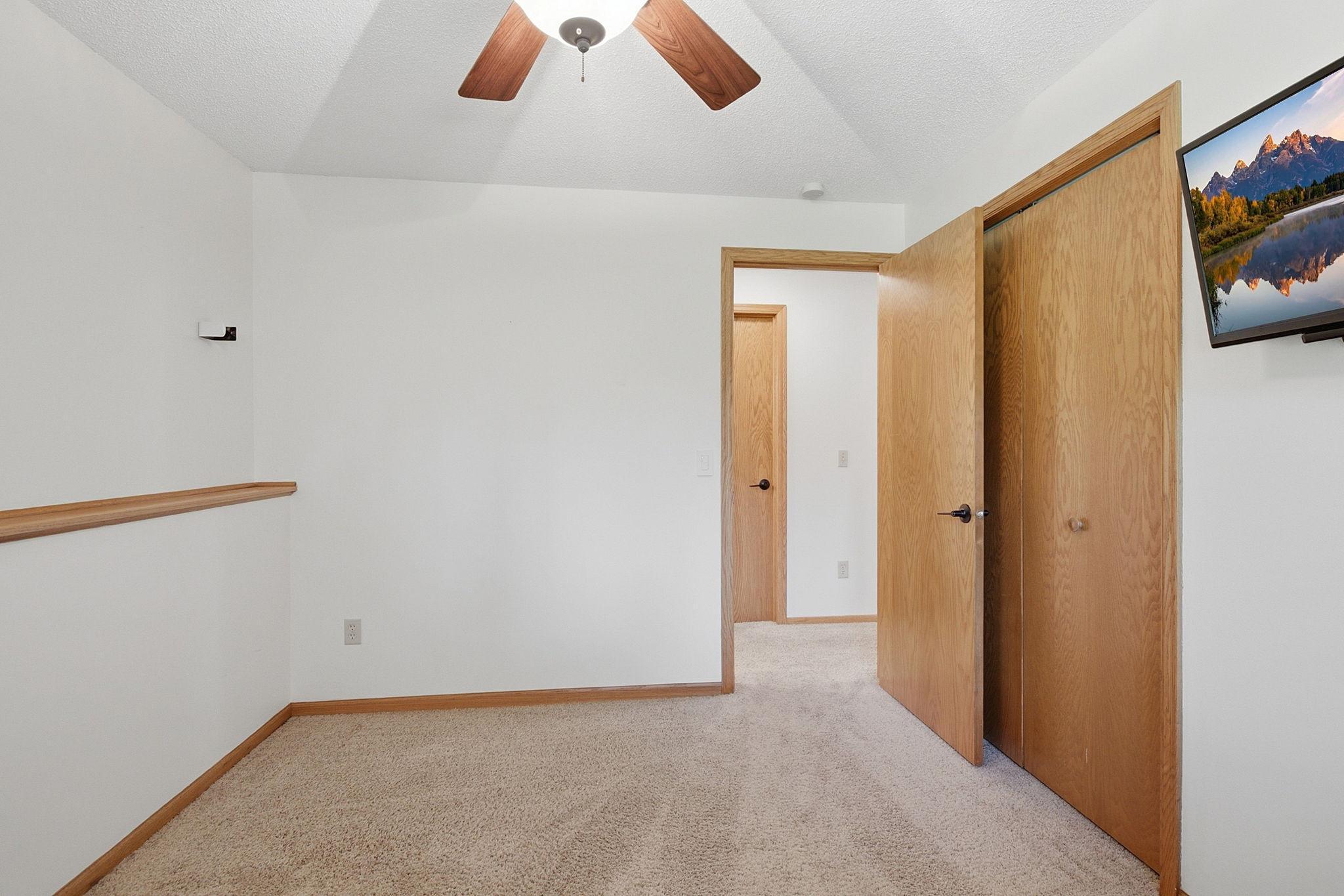 View of Residential at 1222 Fallbrook Lane, Woodbury MN 55125, Woodbury (33 of 52) - Mike Wilen | Minnesota Team Real Estate