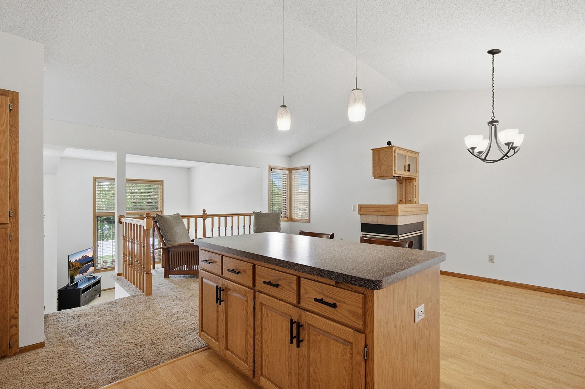 View of Residential at 1222 Fallbrook Lane, Woodbury MN 55125, Woodbury (19 of 52) - Mike Wilen | Minnesota Team Real Estate