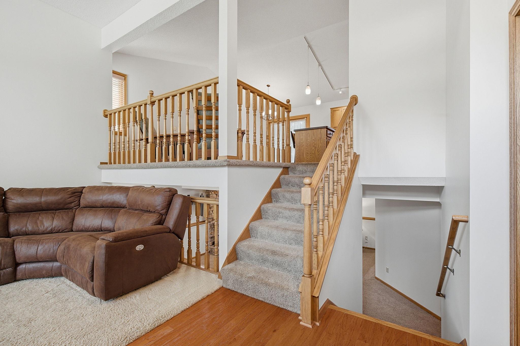 View of Residential at 1222 Fallbrook Lane, Woodbury MN 55125, Woodbury (5 of 52) - Mike Wilen | Minnesota Team Real Estate