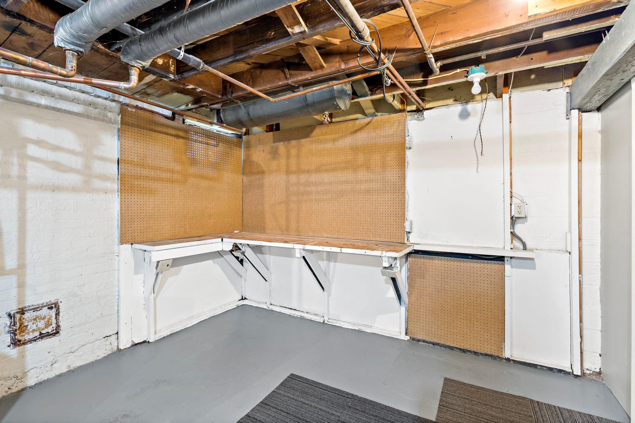 View of Residential at 1051 Sherburne Avenue, Saint Paul MN 55104, Saint Paul (31 of 46) - Mike Wilen | Minnesota Team Real Estate