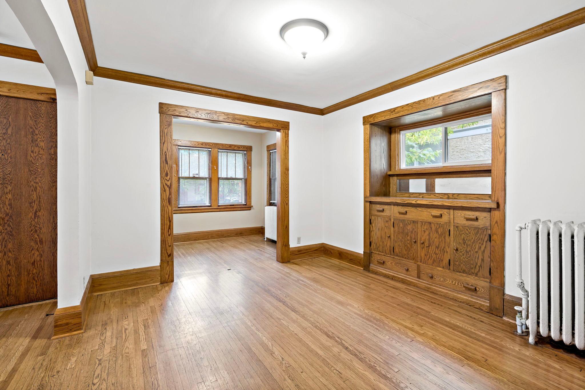 View of Residential at 1051 Sherburne Avenue, Saint Paul MN 55104, Saint Paul (7 of 29) - Mike Wilen | Minnesota Team Real Estate